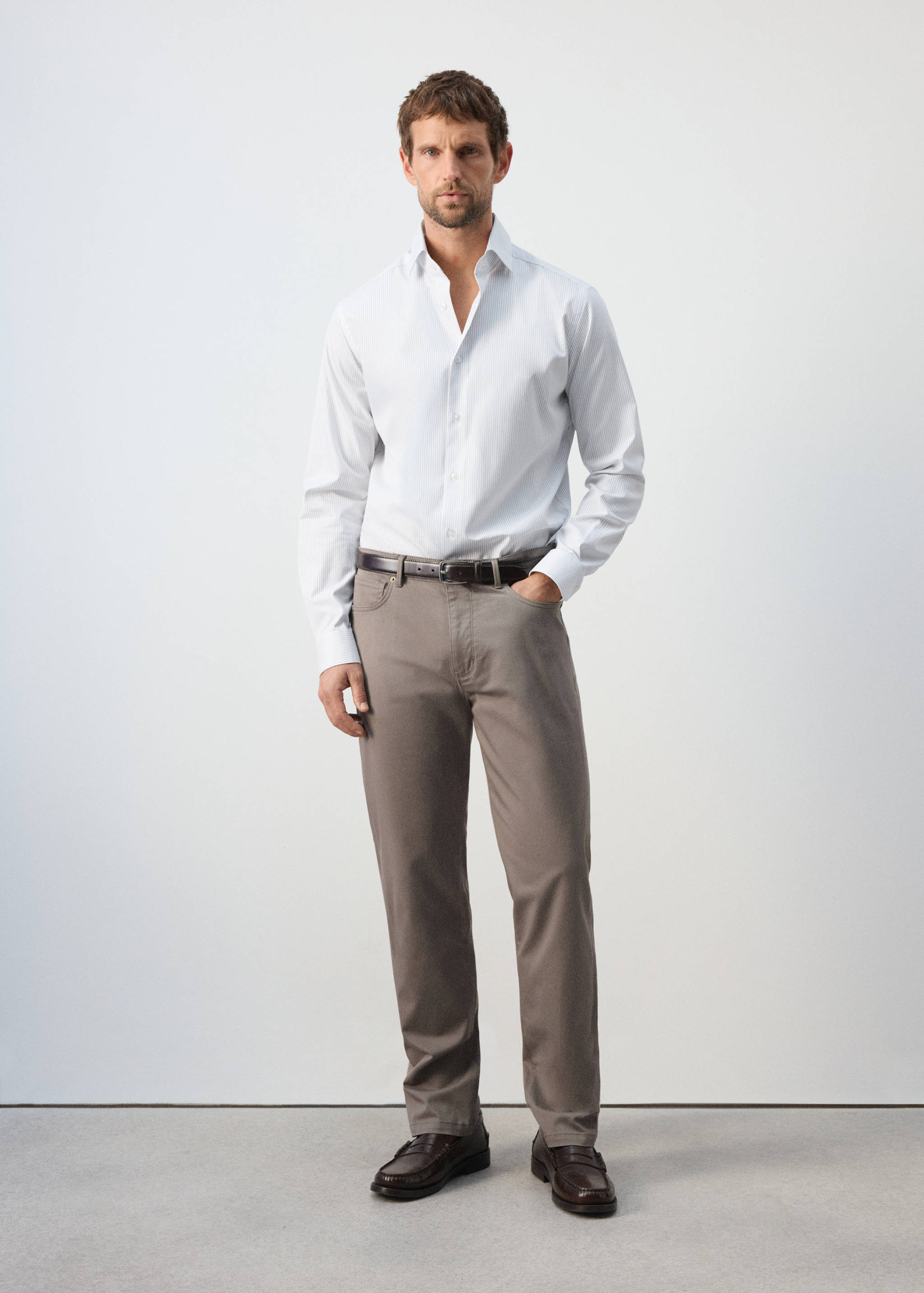 100% cotton slim-fit striped shirt - General plane