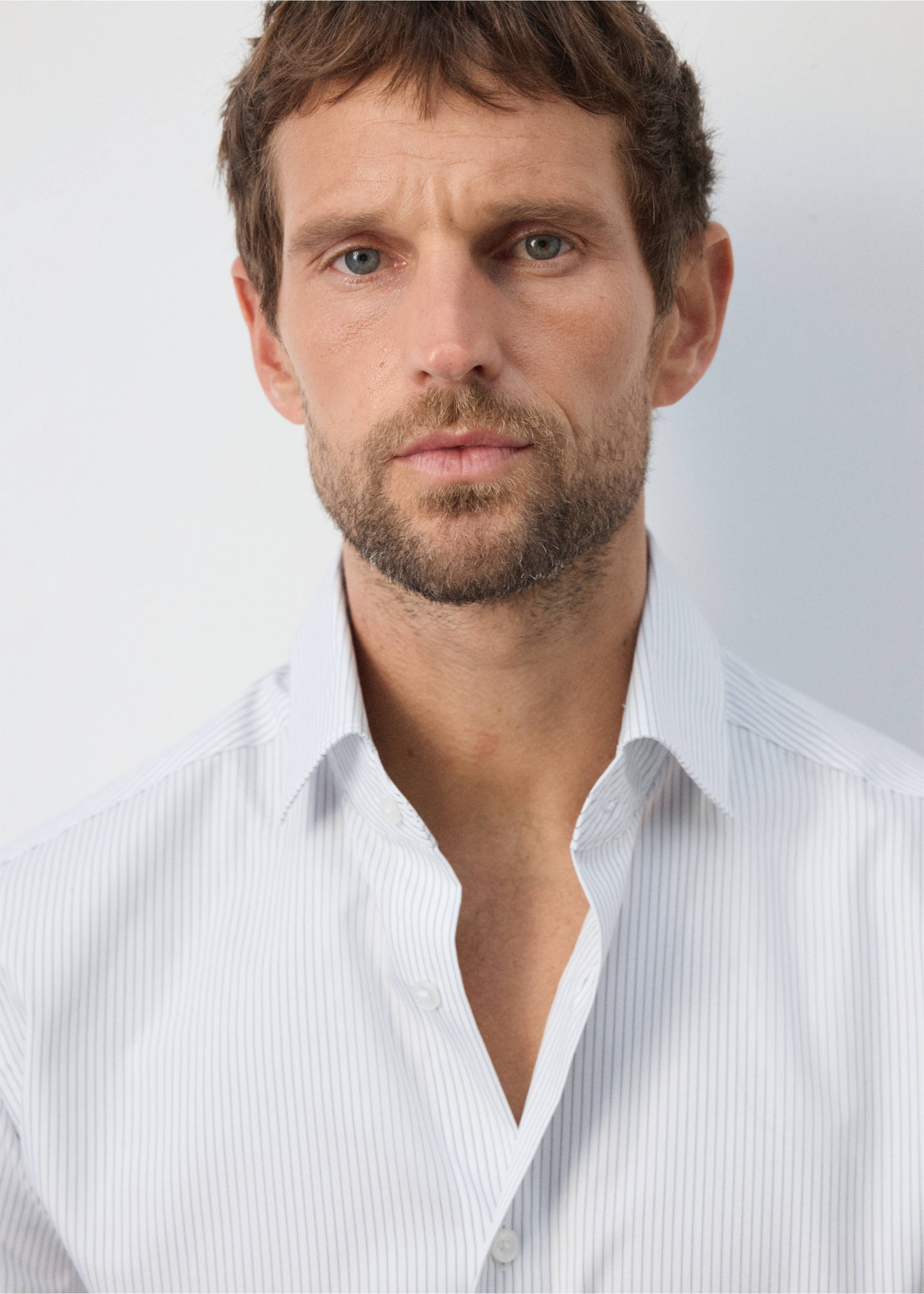 100% cotton slim-fit striped shirt - Details of the article 1, White. Ref: 37035987-00.