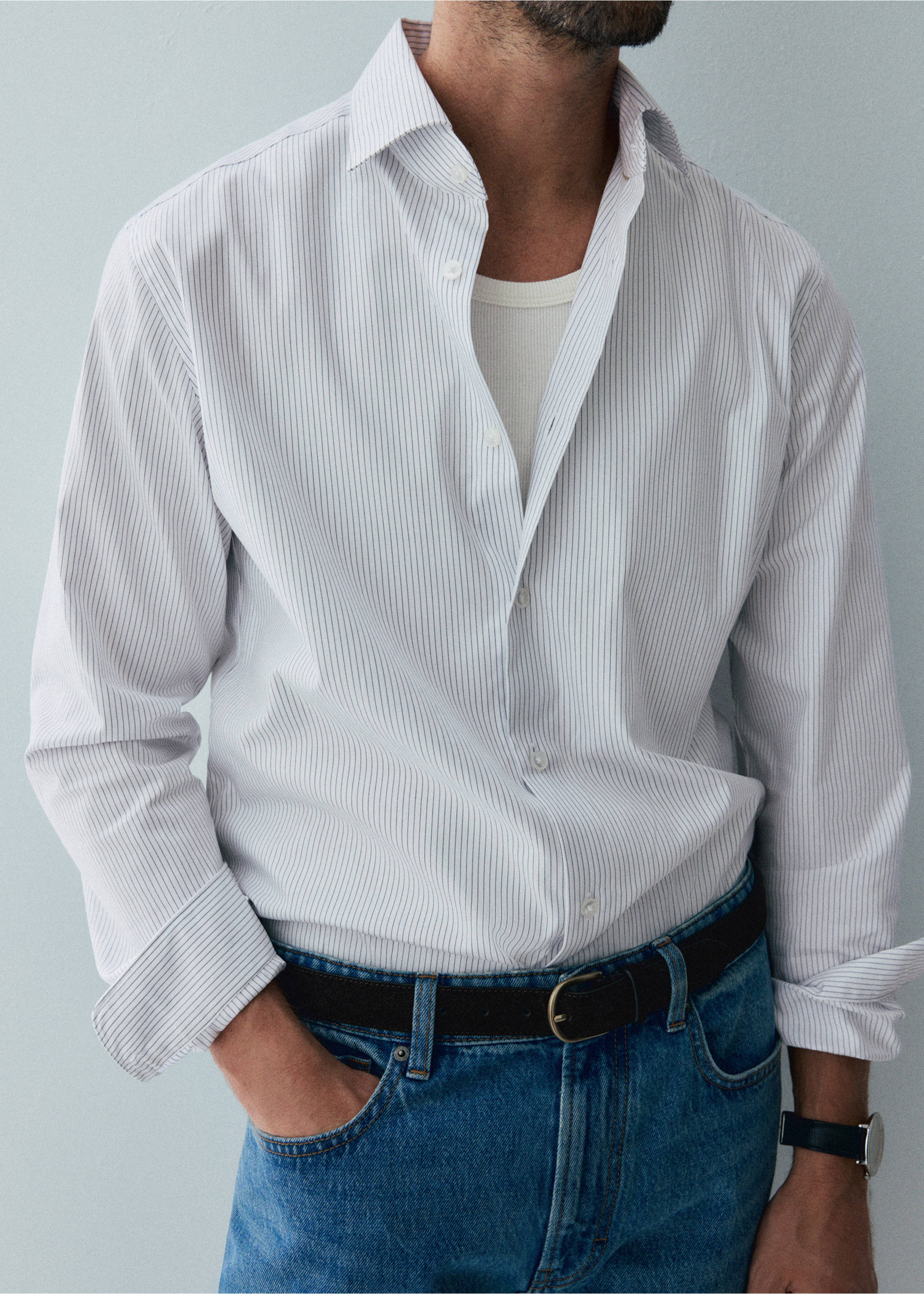 Camisa de manga larga con rayas verticales y cuello clásico., Blanco. Ref: 37035987-01.