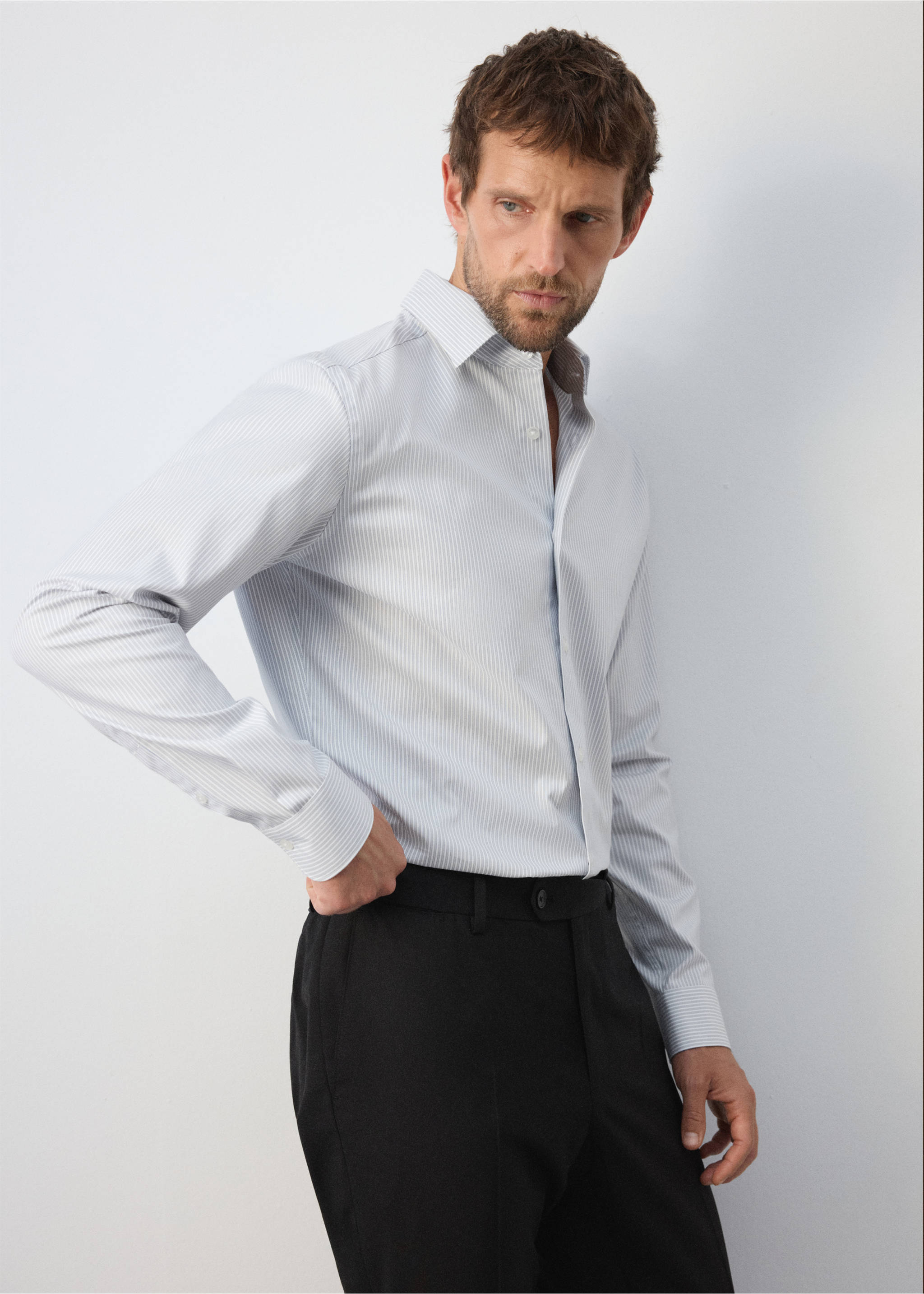 100% cotton slim-fit striped shirt - Details of the article 4, Grey. Ref: 37035987-00.