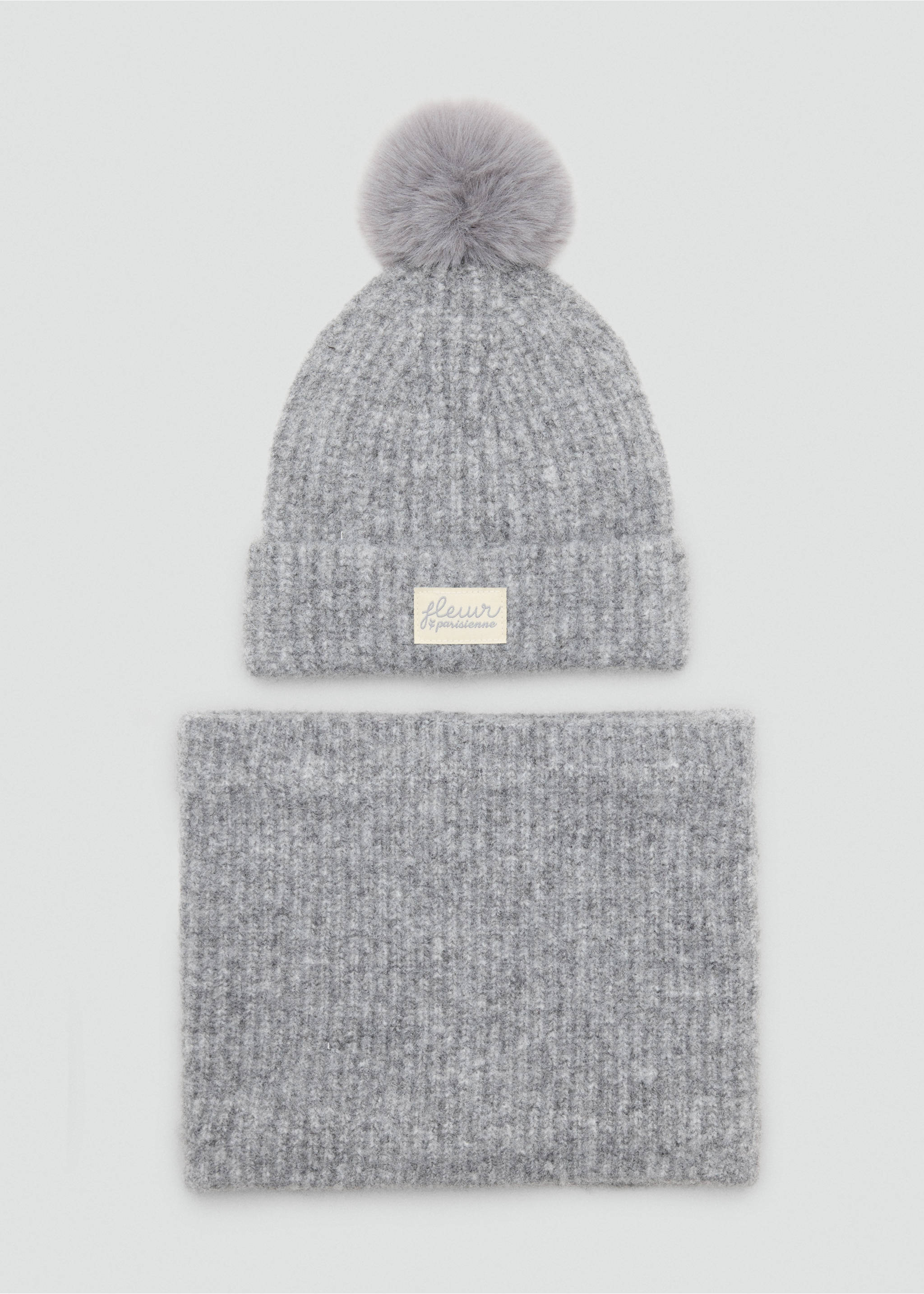 Pom pom cable-knit beanie - Details of the article 2, Grey. Ref: 37035994-00.