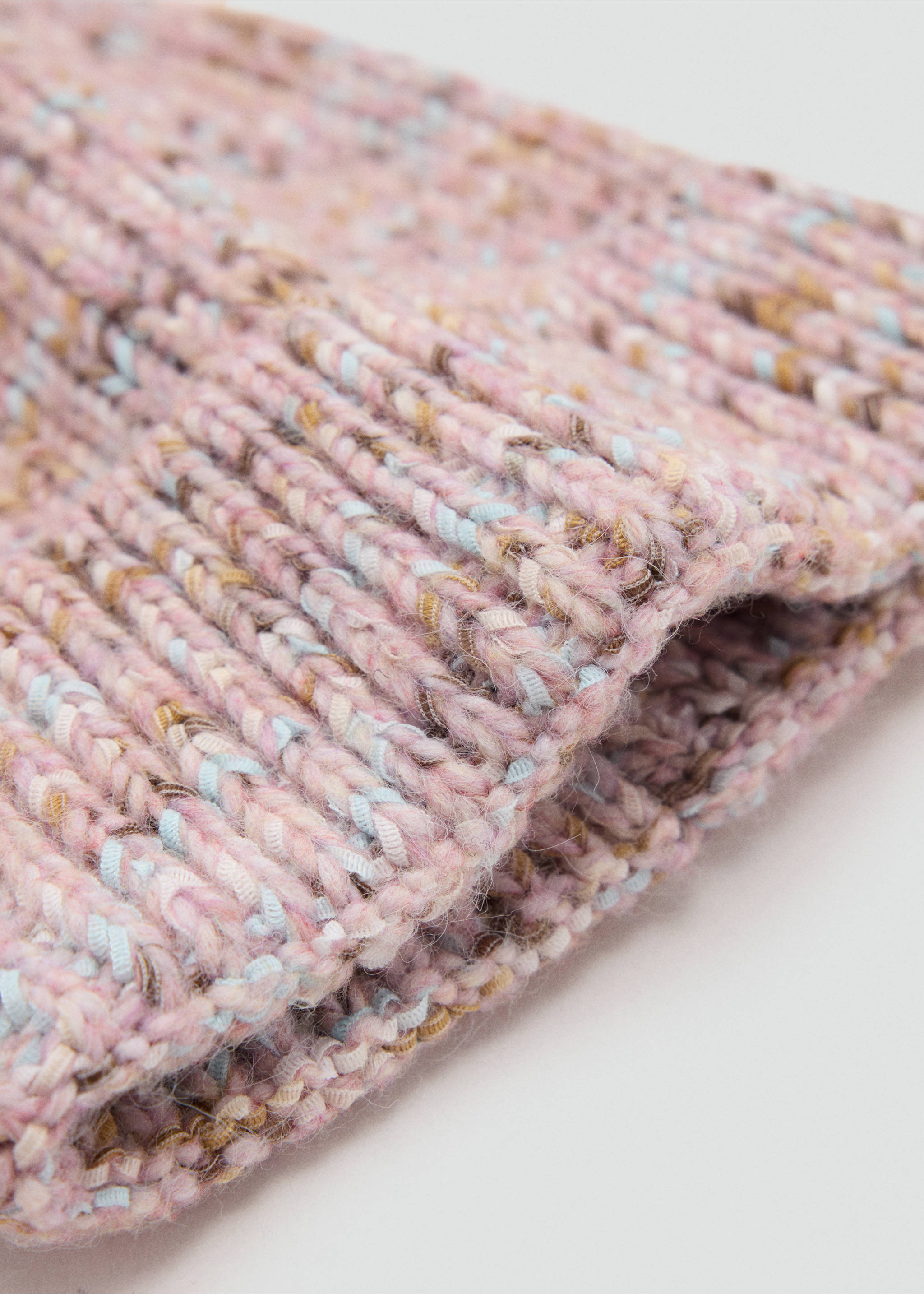 Knitted braided pompom hat - Medium plane, Pale Pink. Ref: 37035995-00.
