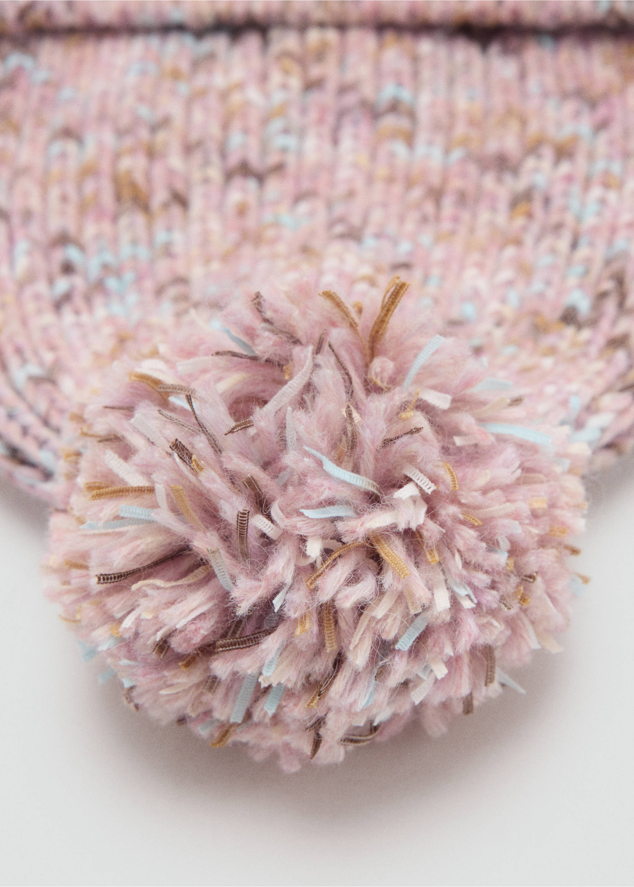 Knitted braided pompom hat - Details of the article 1, Pale Pink. Ref: 37035995-00.