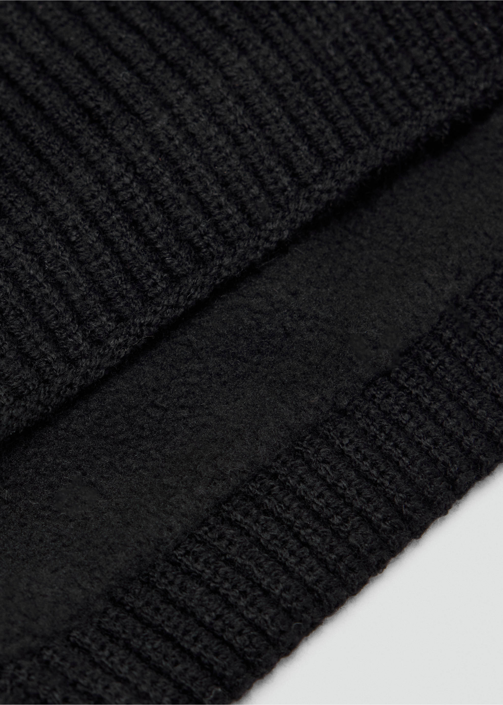Scarf craigbs - Details of the article 1, Black. Ref: 37035998-00.
