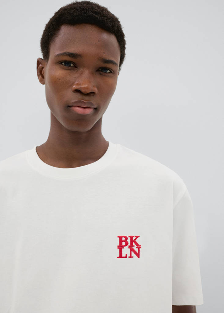 Cotton T-shirt with print detail - thumbnail 5