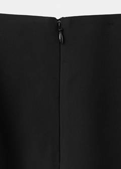 Skirt with slit and ruffle detail — Black 6