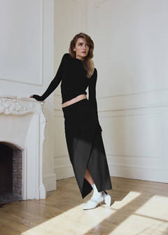 Skirt with slit and ruffle detail — Black 9