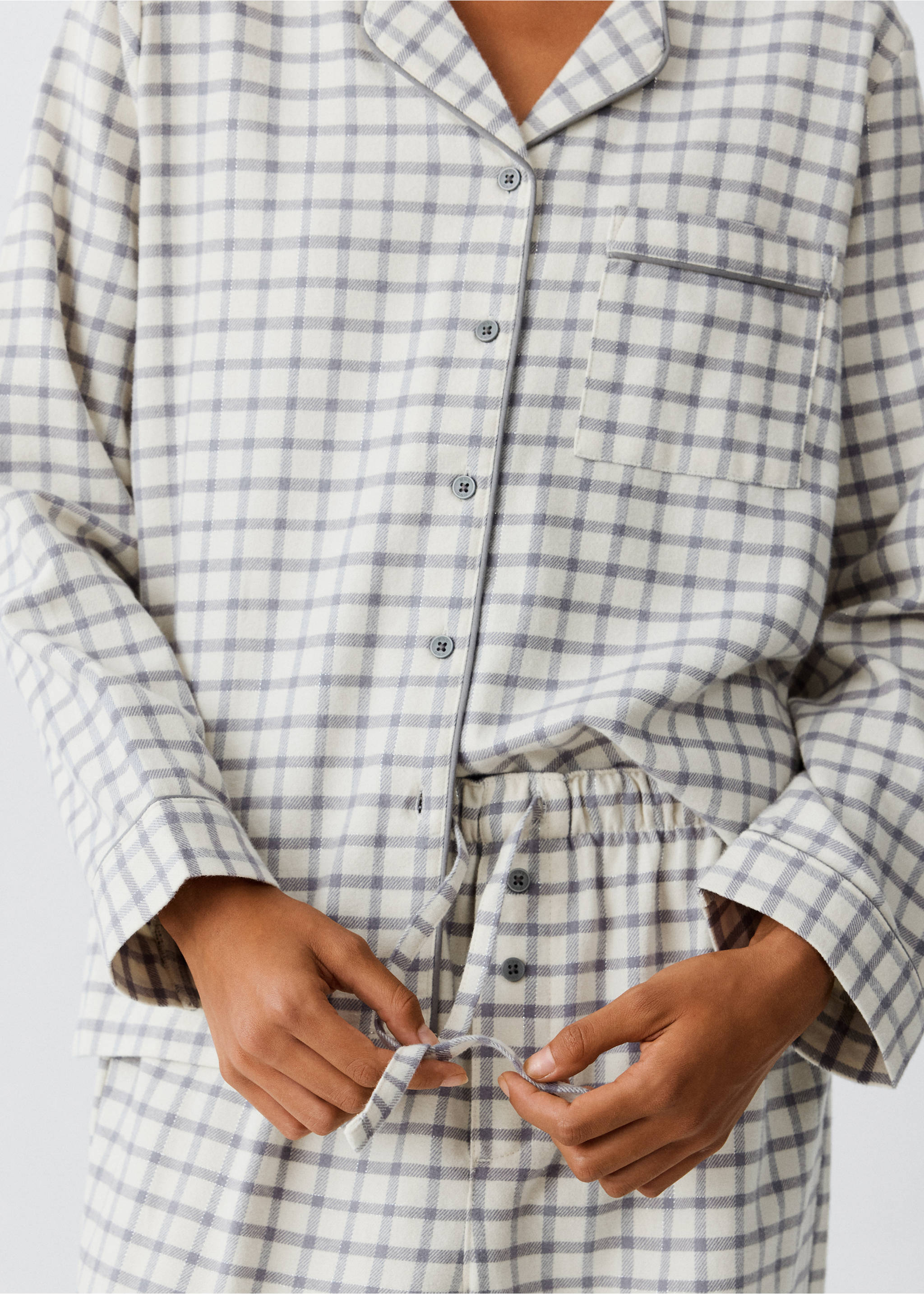 Checked cotton pyjamas with contrast piping - Details of the article 3, Off White. Ref: 37036326-00.