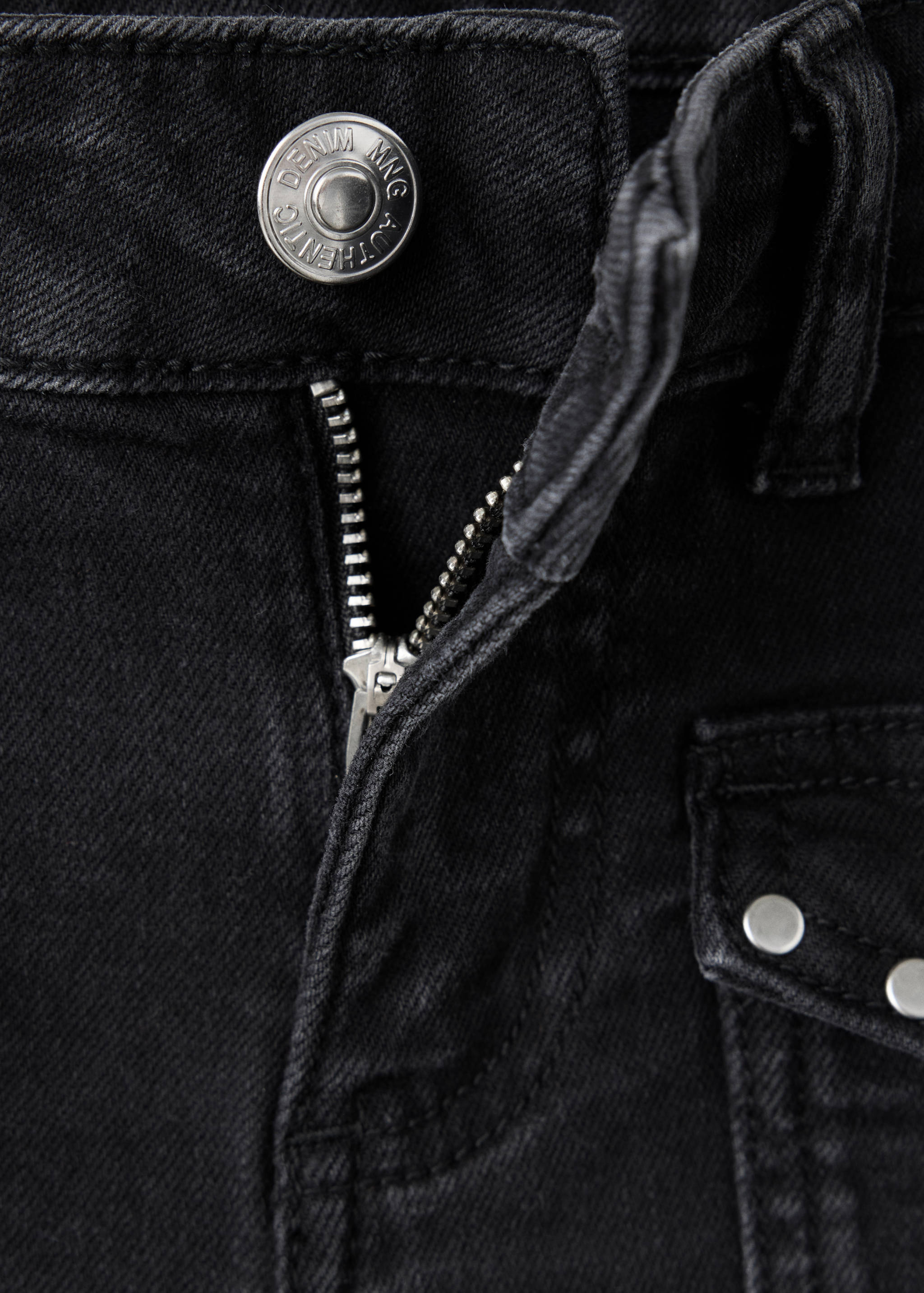Jeans flare tachuelas - Detalle del artículo 8