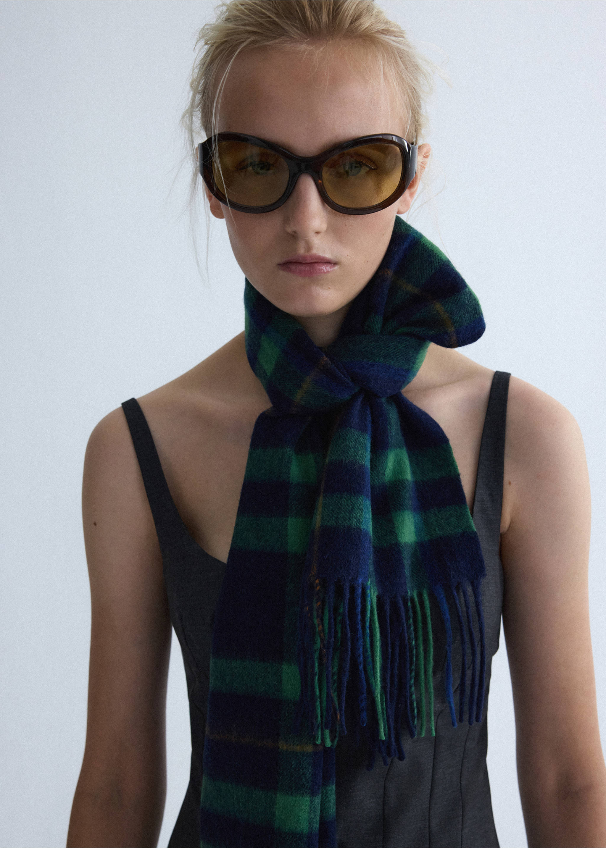 Fringed edge wool-blend scarf - General plane, Green. Ref: 37036351-00.