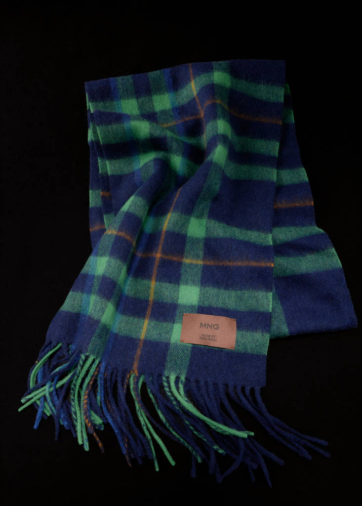 Fringed edge wool-blend scarf - thumbnail 5