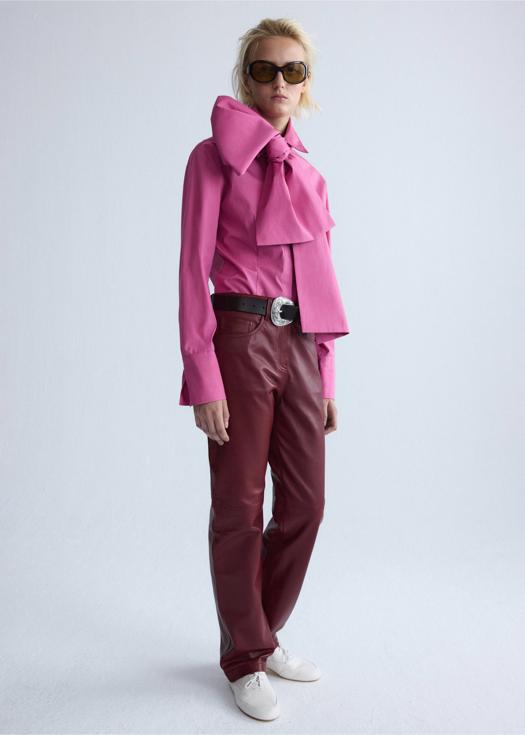 Fitted blouse with maxi bow - General plane, Pink. Ref: 37036369-00.