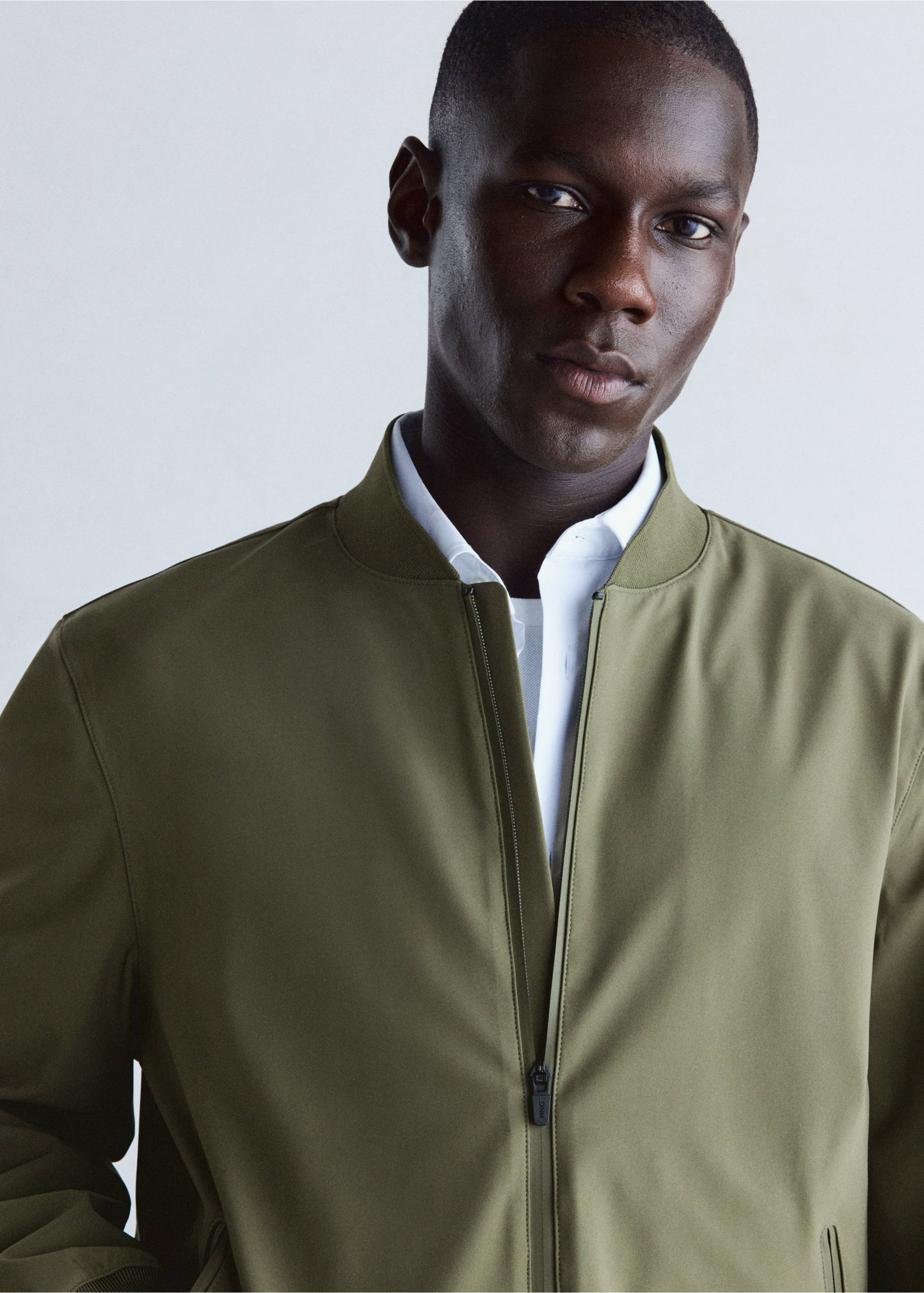 Waterproof, thermoregulating bomber jacket - Details of the article 1, Khaki. Ref: 37036725-00.