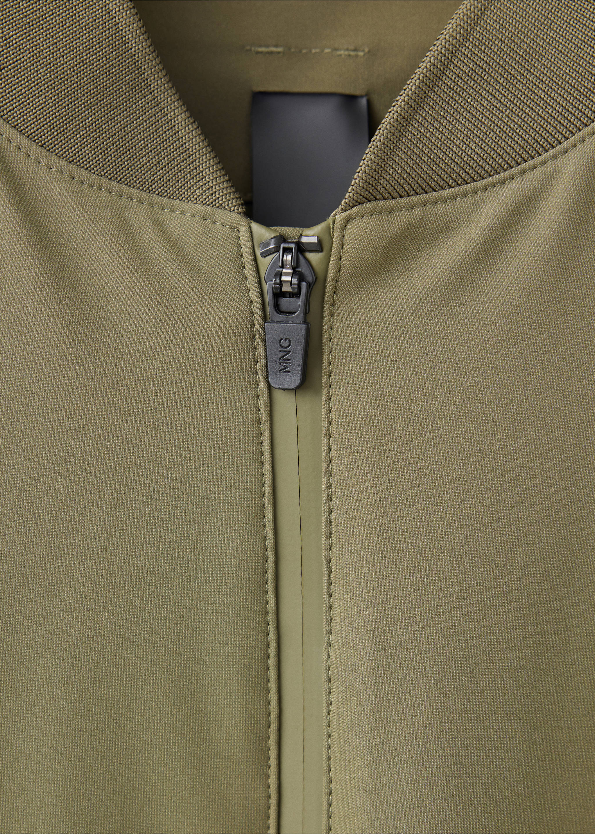Waterproof, thermoregulating bomber jacket - Details of the article 8, Khaki. Ref: 37036725-00.
