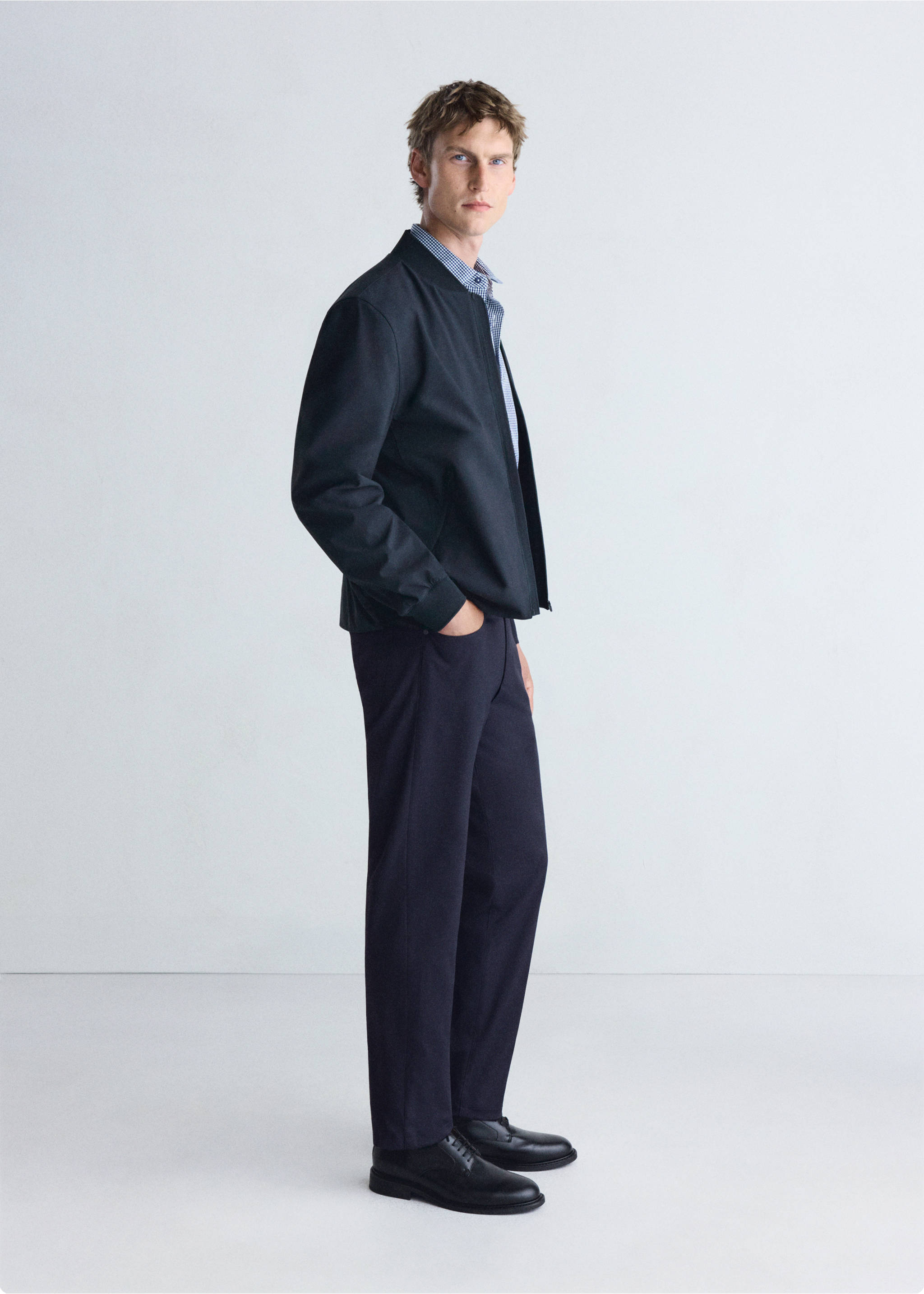 Waterproof, thermoregulating bomber jacket - Details of the article 2, Night Blue. Ref: 37036725-00.