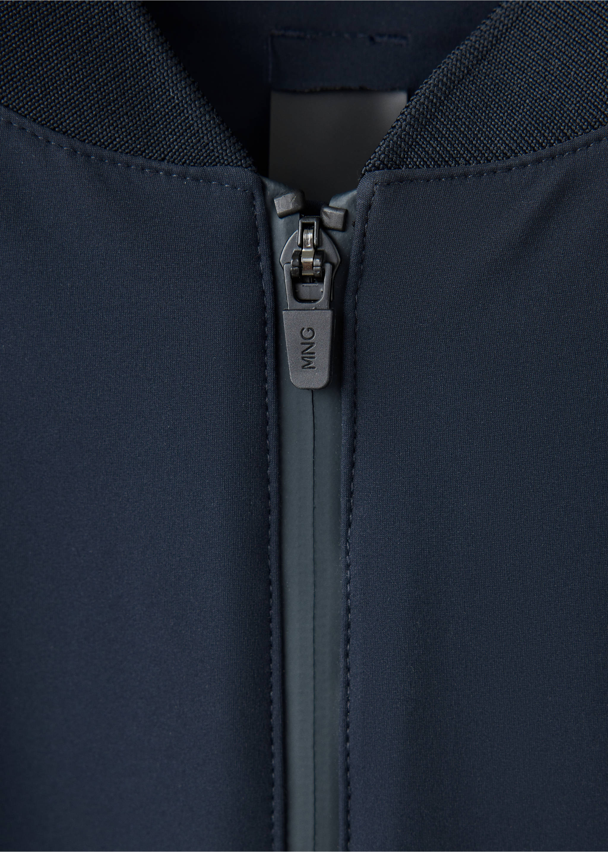 Waterproof, thermoregulating bomber jacket - Details of the article 8, Night Blue. Ref: 37036725-00.