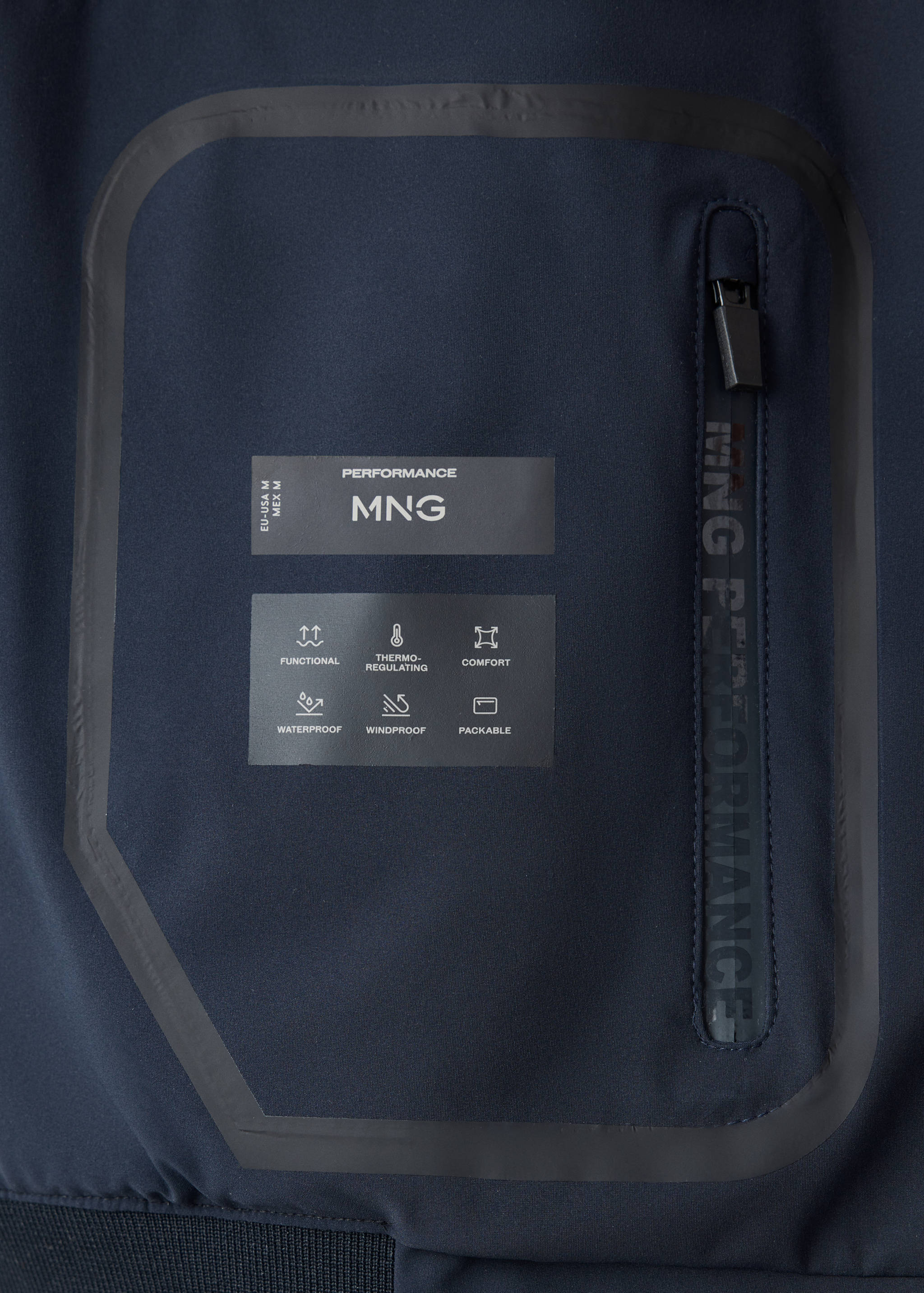 Waterproof, thermoregulating bomber jacket - Details of the article 0