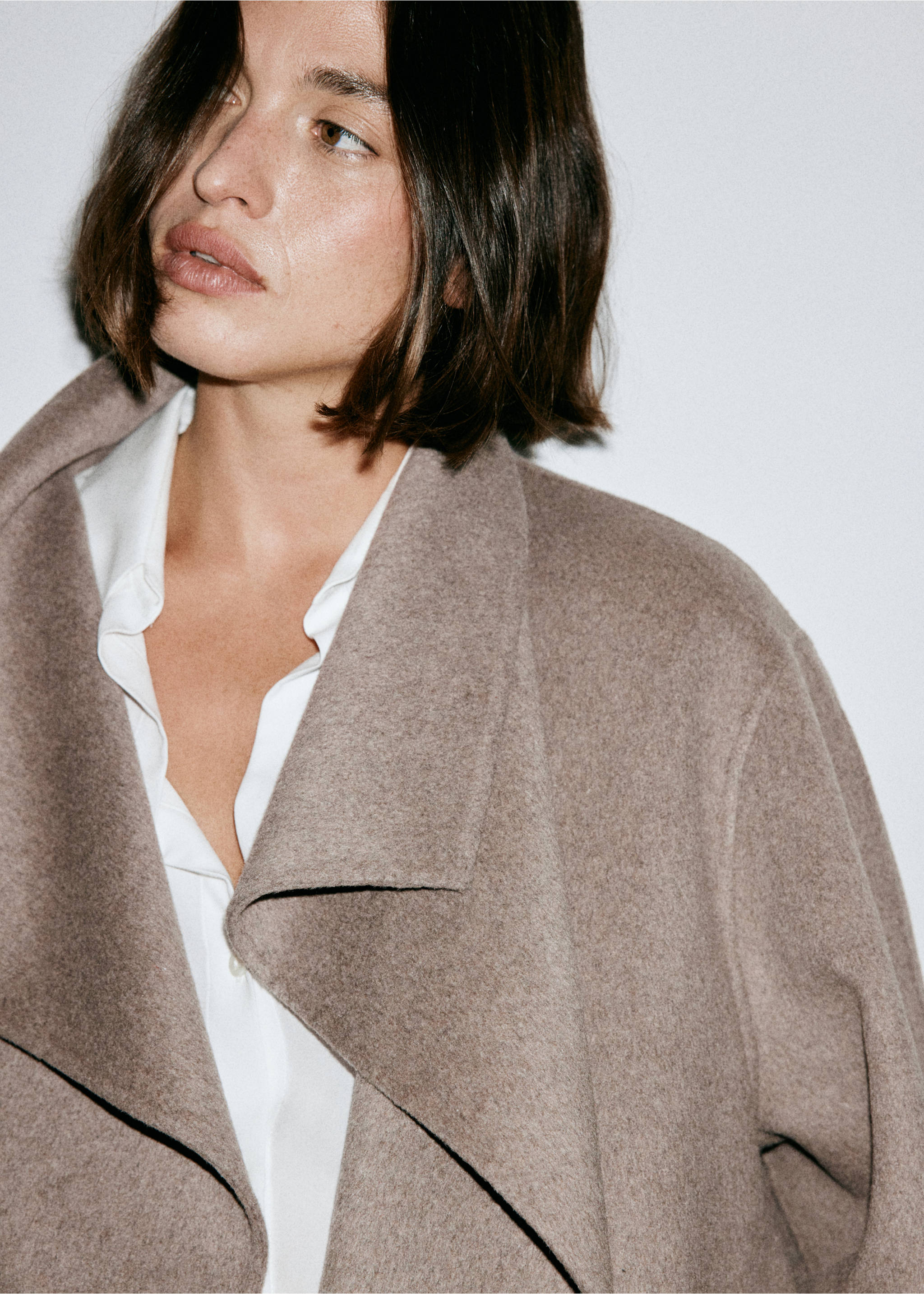 Handmade wool coat with belt - Details of the article 4, Medium Brown. Ref: 37036728-00.
