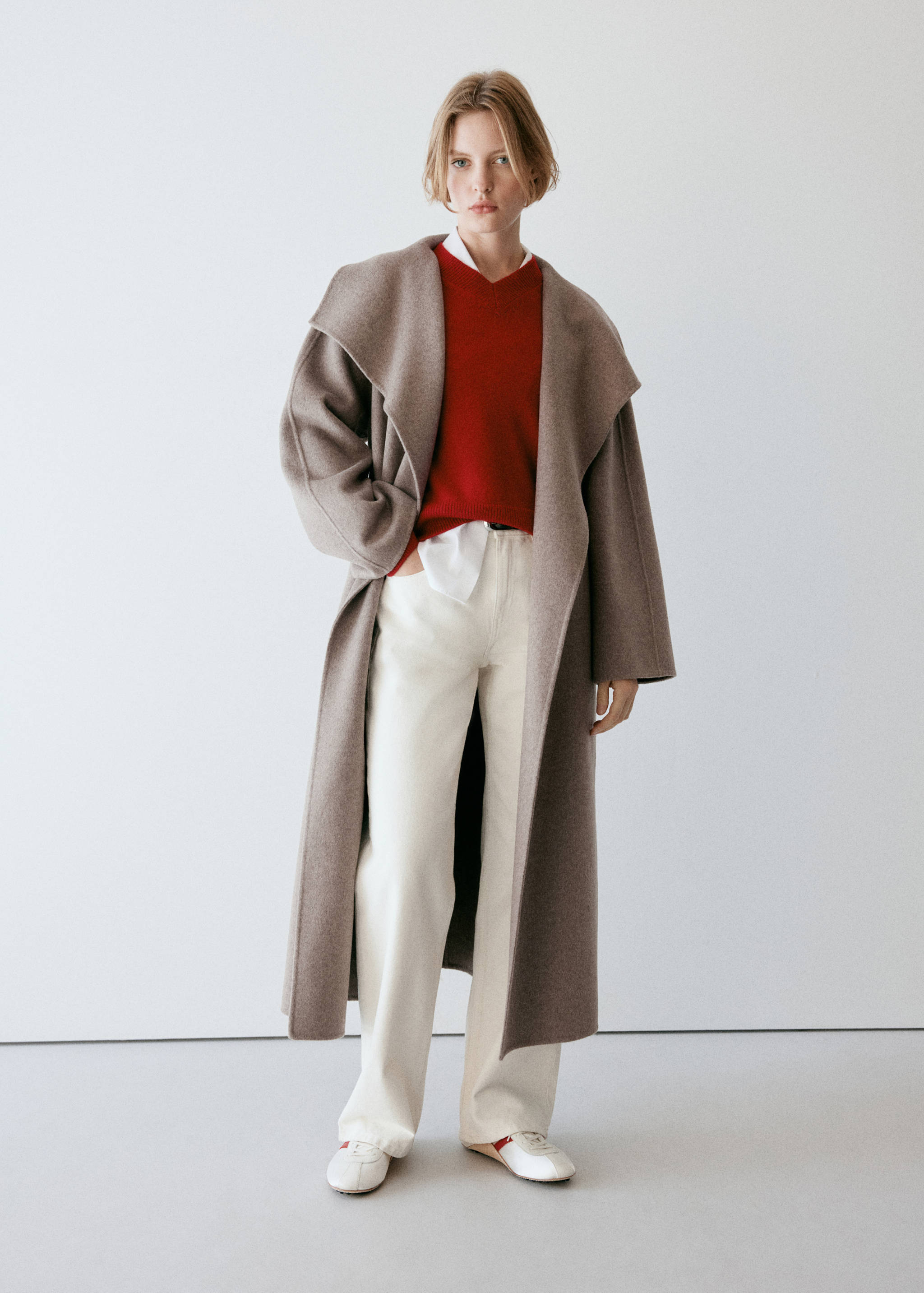 Manteau laine fait à la main ceinture - Plan général