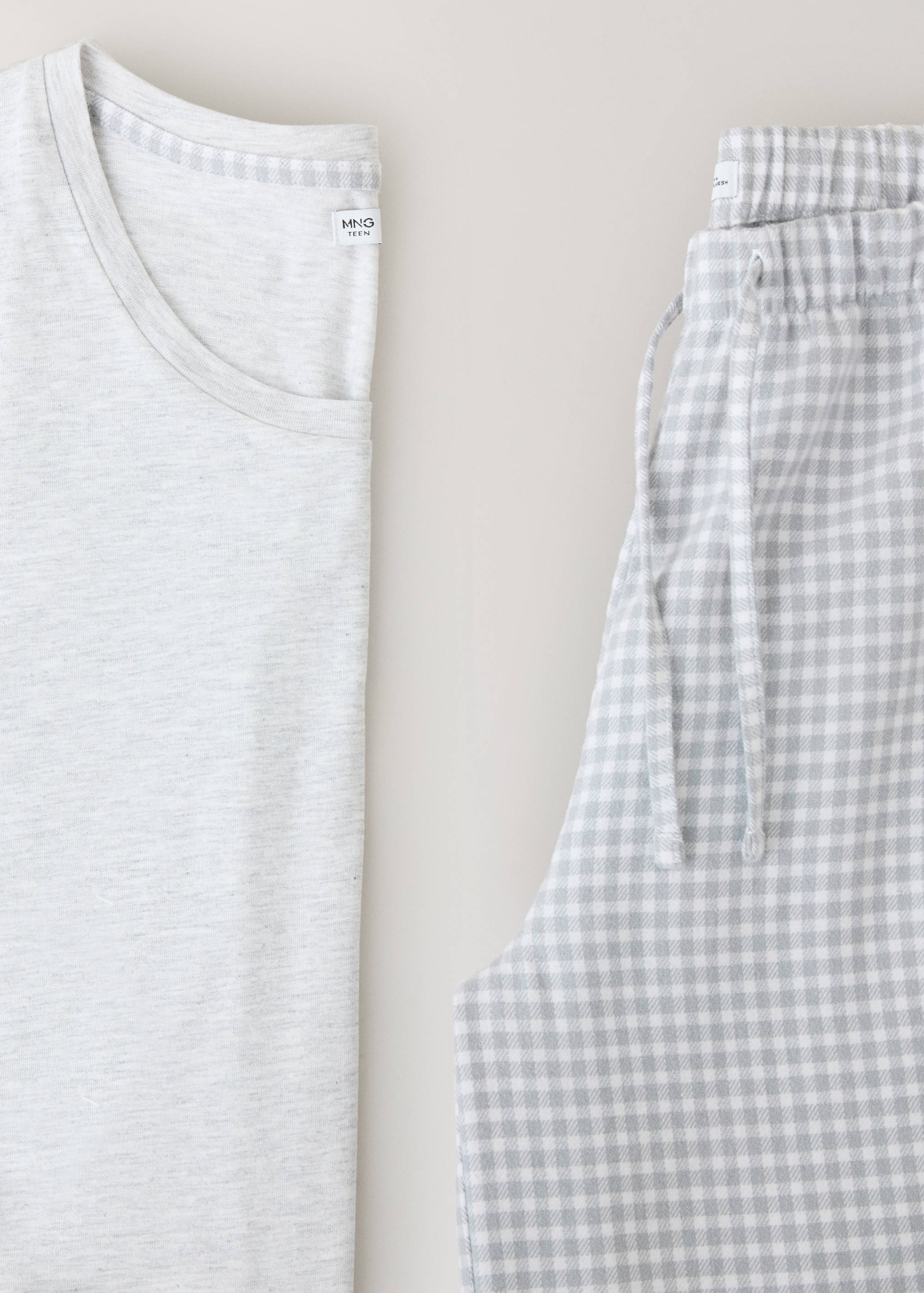 Full cotton check pyjamas - Details of the article 0