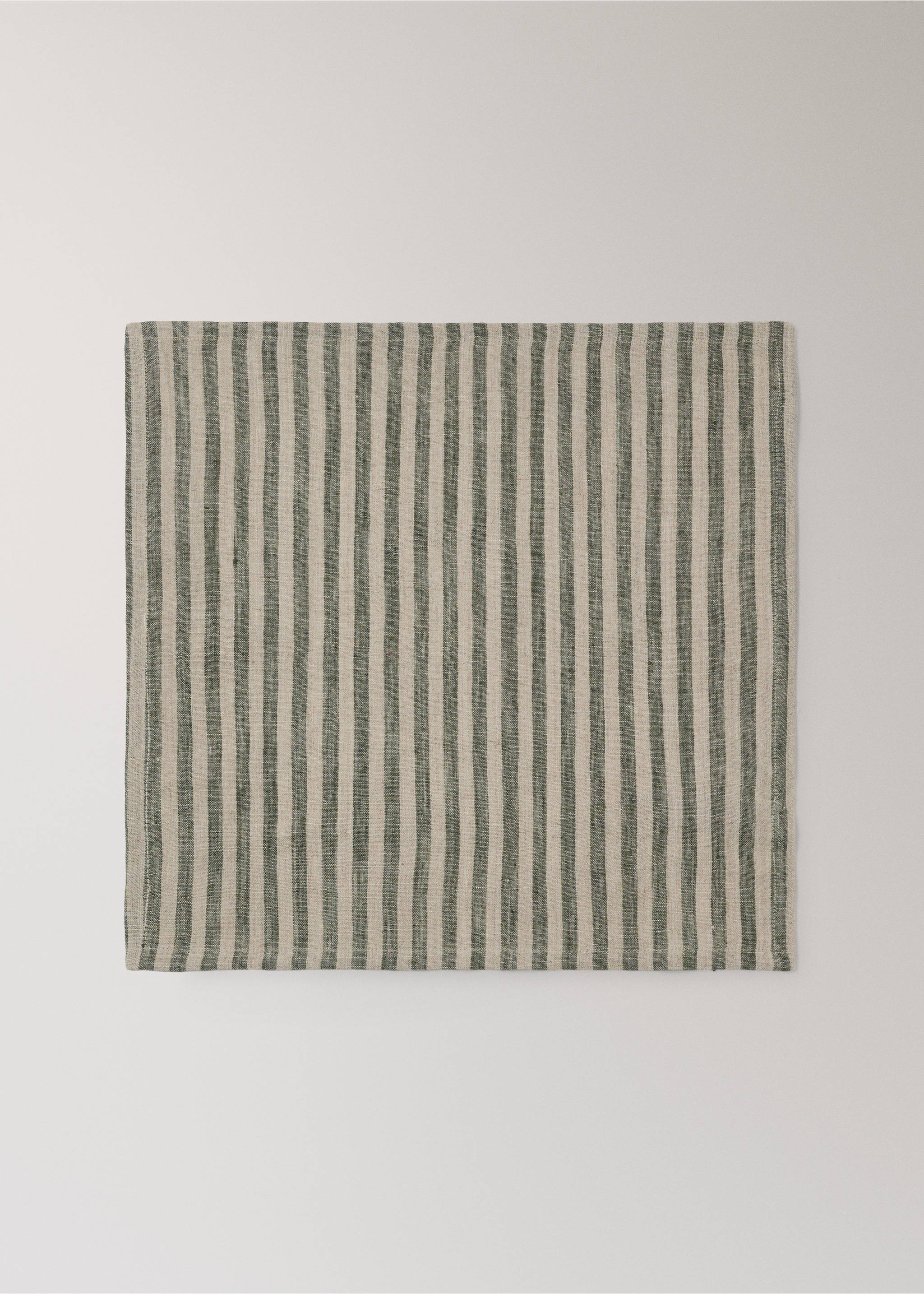 Green and beige striped napkin with a textured fabric finish., Green. Ref: 37036734-00.
