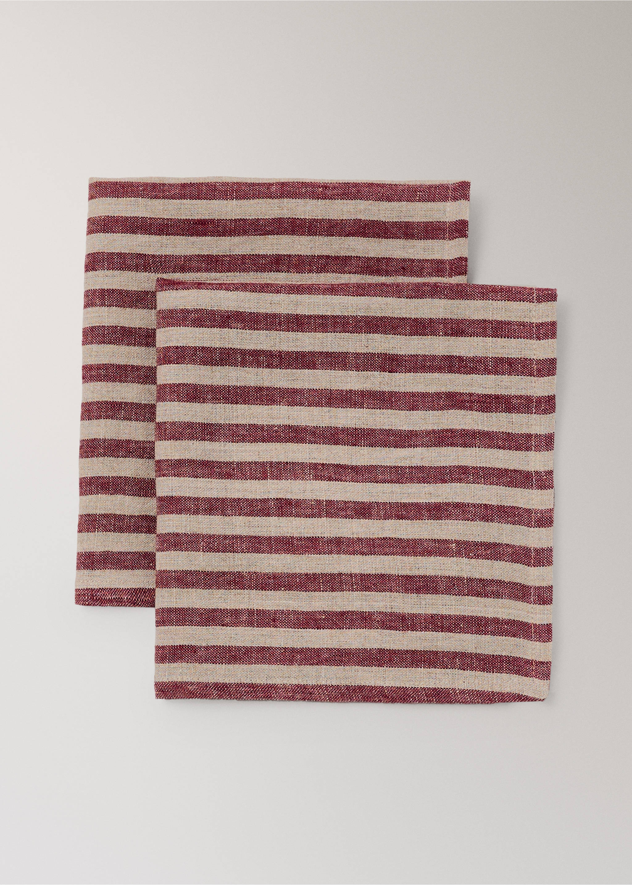 Striped red and beige napkins, product detail., Red. Ref: 37036734-00.