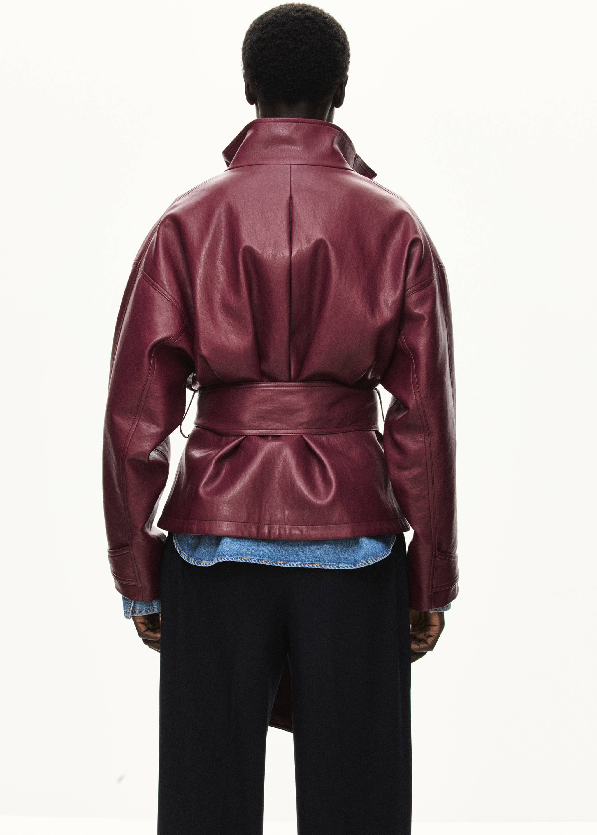 Jacket jackes - Reverse of the article