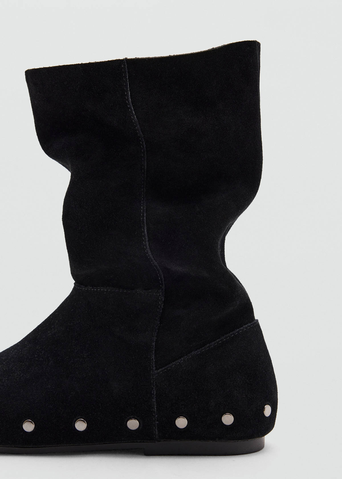 Studded leather boots — Black
