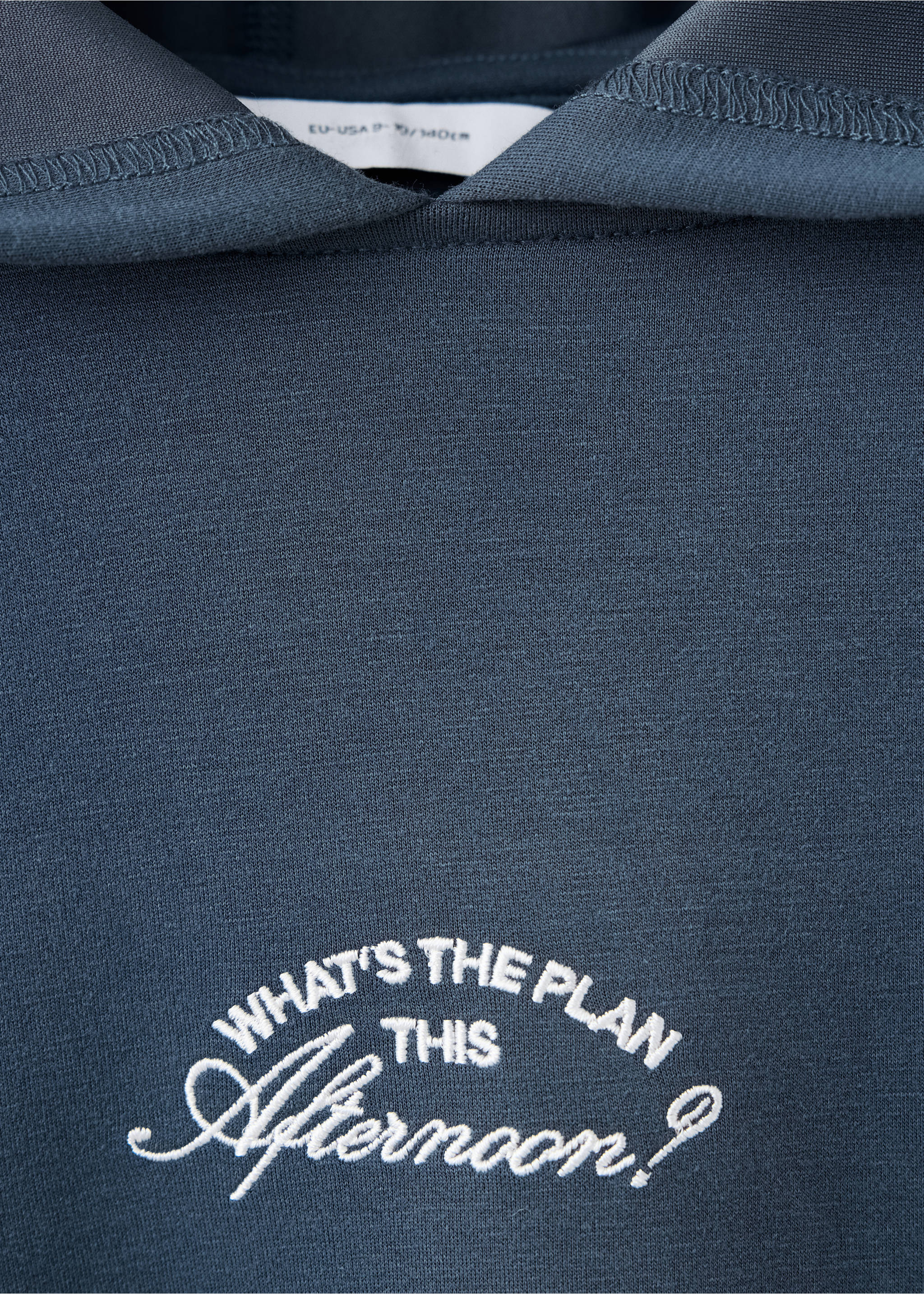Dark blue children's hoodie detail with white chest embroidery., Navy. Ref: 37036747-00.