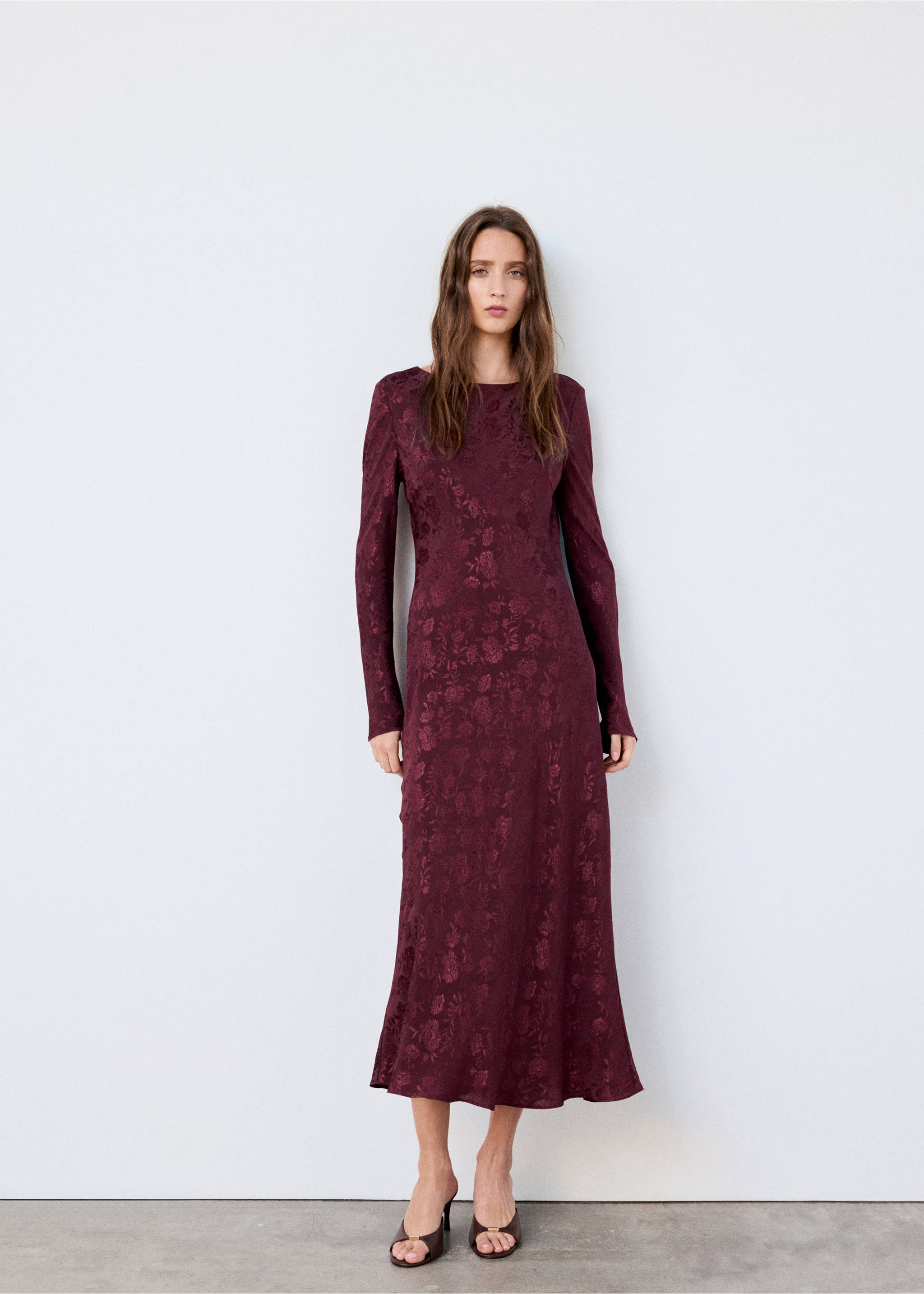 Floral jacquard dress with bell sleeves - General plane, Burgundy. Ref: 37037116-00.