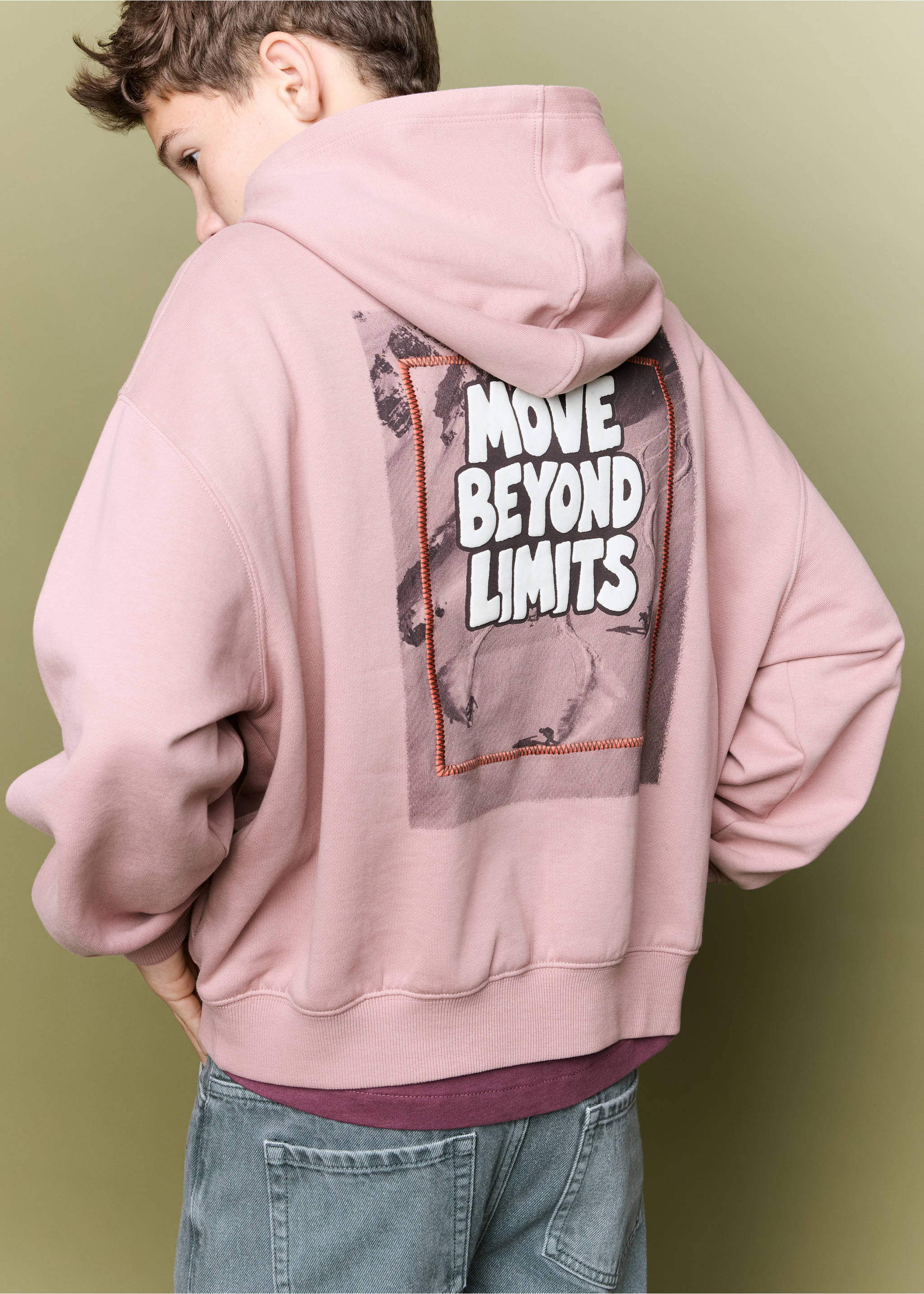 Dusty pink hooded sweatshirt with back graphic print, shown from the back., Pale Pink. Ref: 37037121-00.