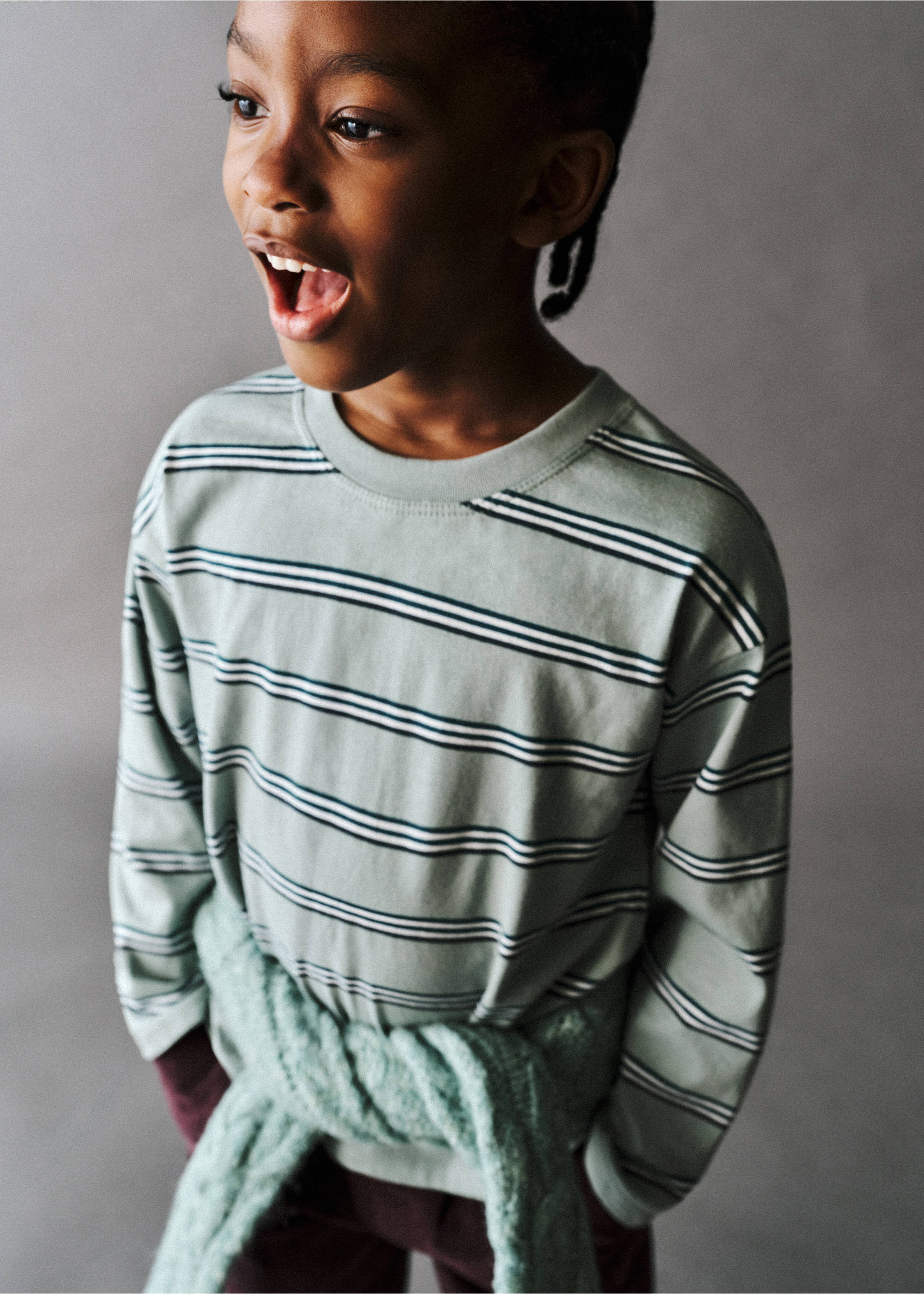 Light green striped long-sleeved t-shirt with a crew neck., Aqua Green. Ref: 37037134-00.
