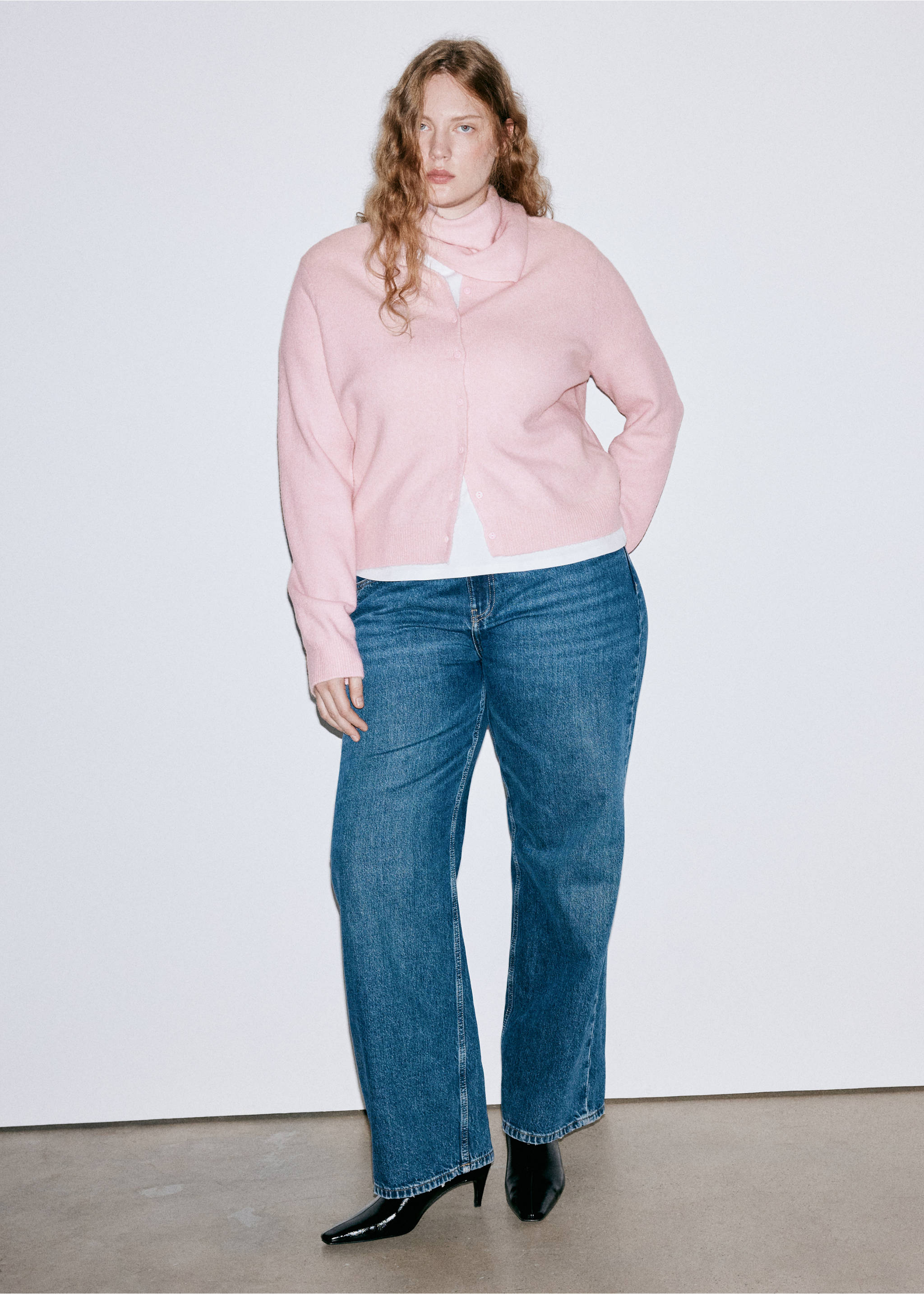 Strick-Cardigan mit Fledermausdetail - Detail des Artikels 5, Pastellrosa. Ref: 37037775-00.