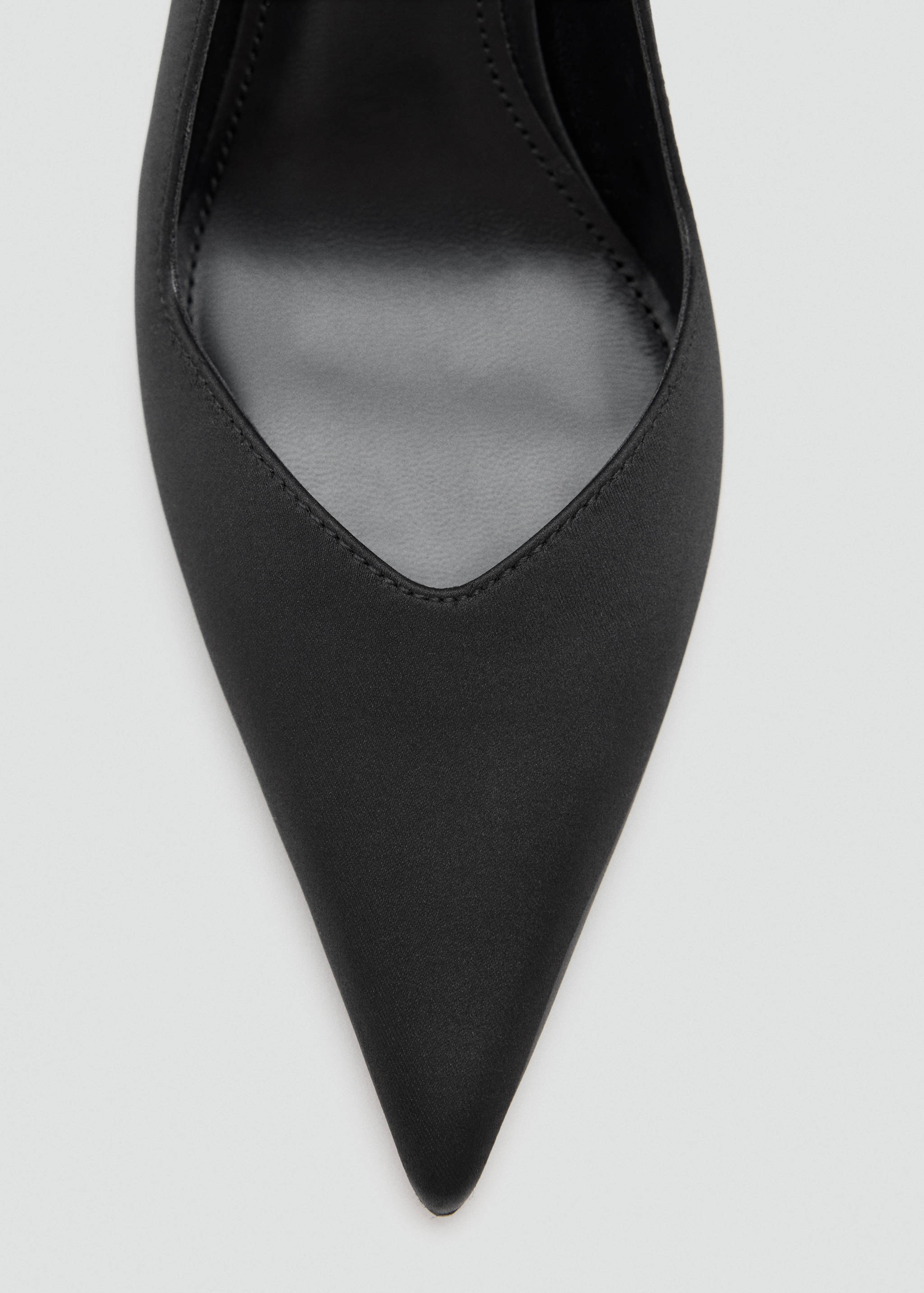 Chaussures à talon aiguille avec bride - Détail de l'article 2
