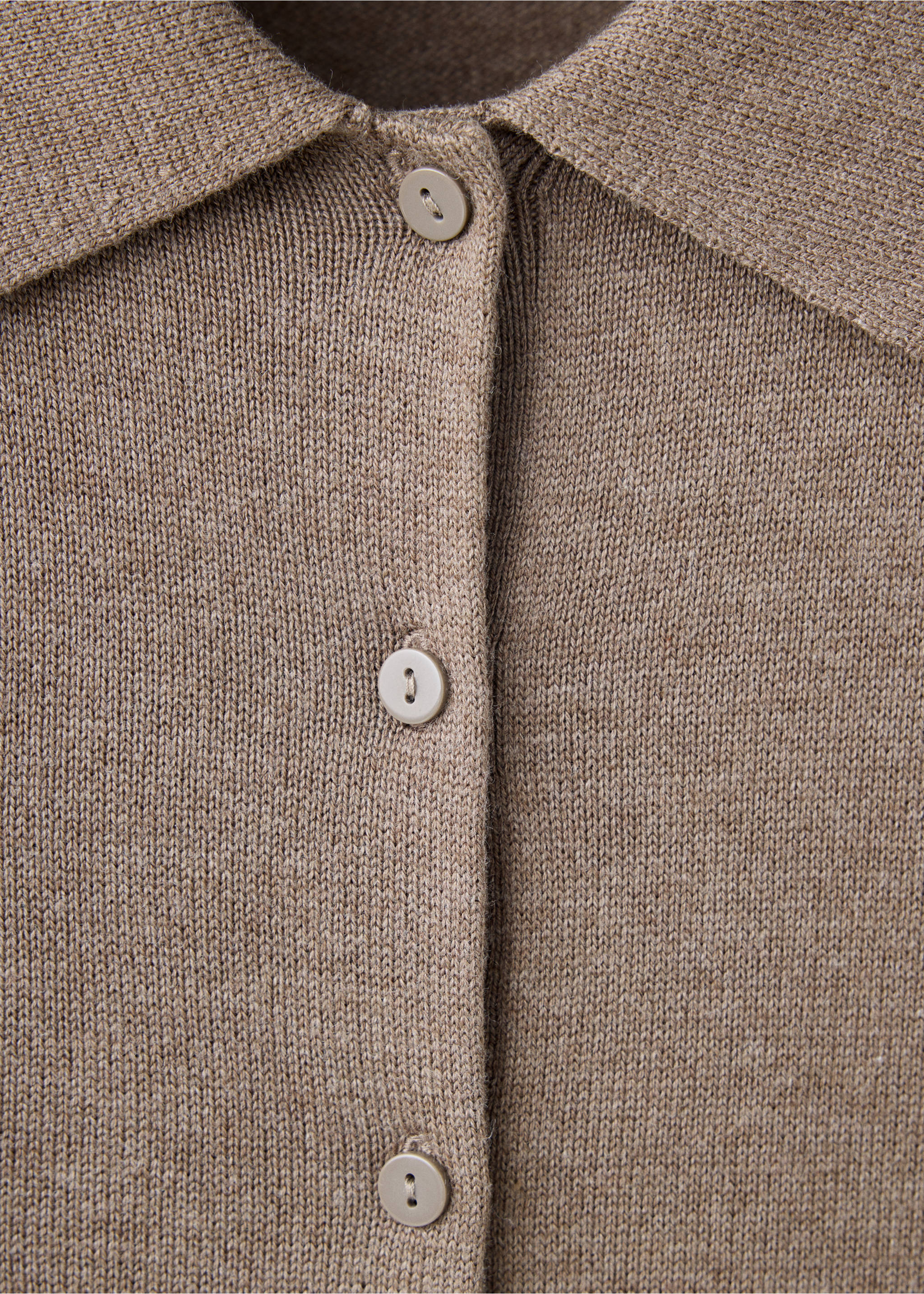 Cardigan maille fine col polo - Détail de l'article 8, Marron moyen. Ref: 37037788-00.