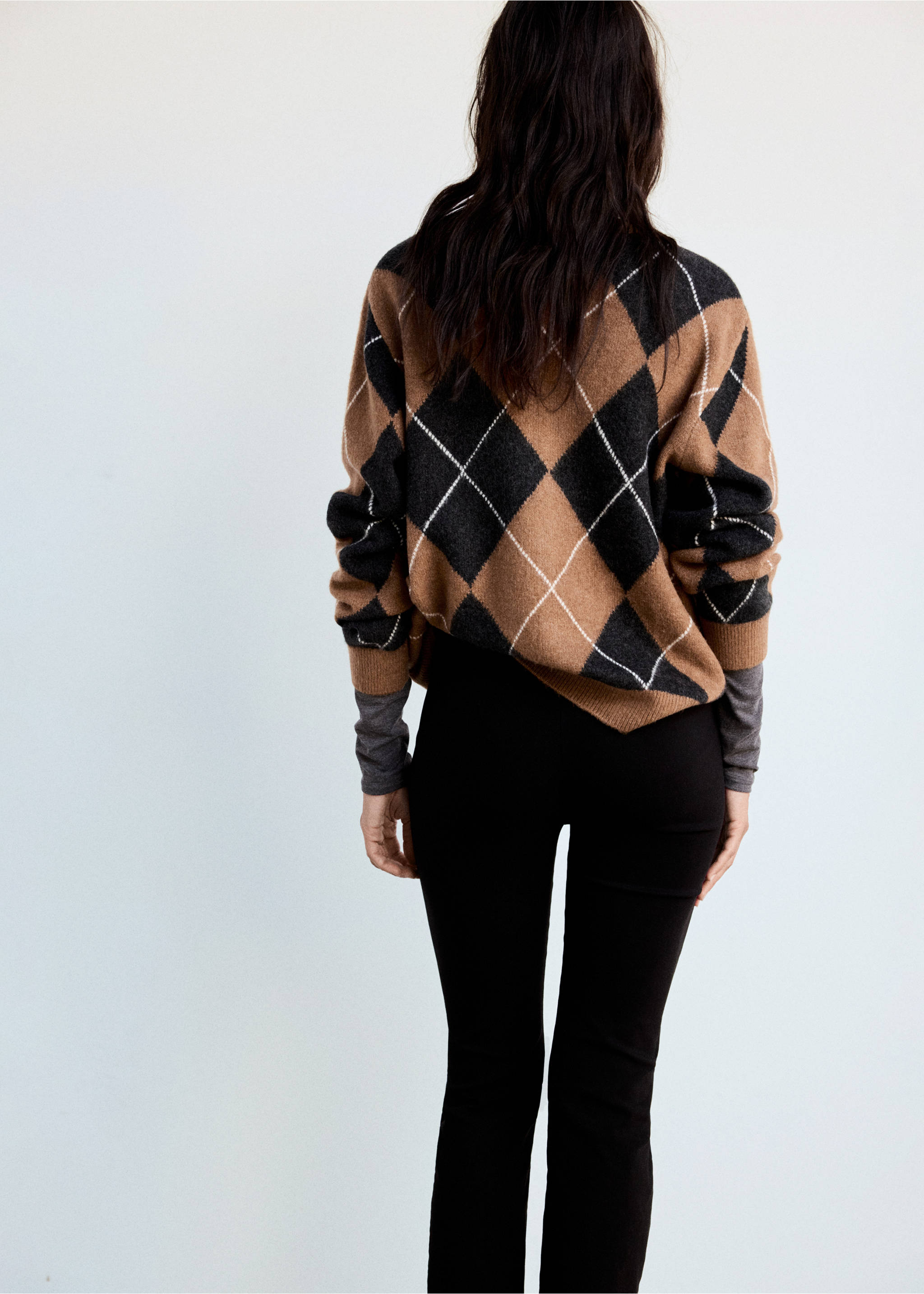 Diamond-pattern cardigan with scarf detail - Reverse of the article, Medium Brown. Ref: 37037797-00.