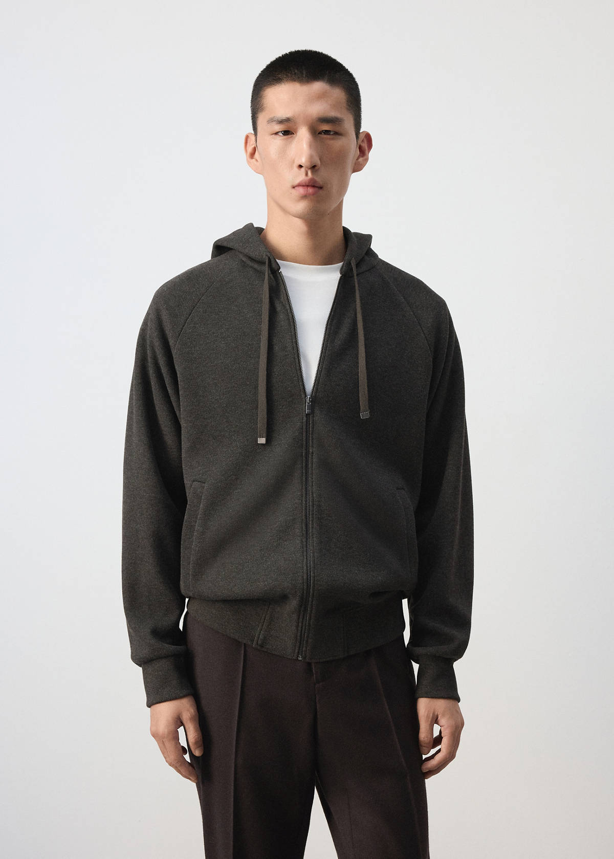 Zipped hoodie — Brown