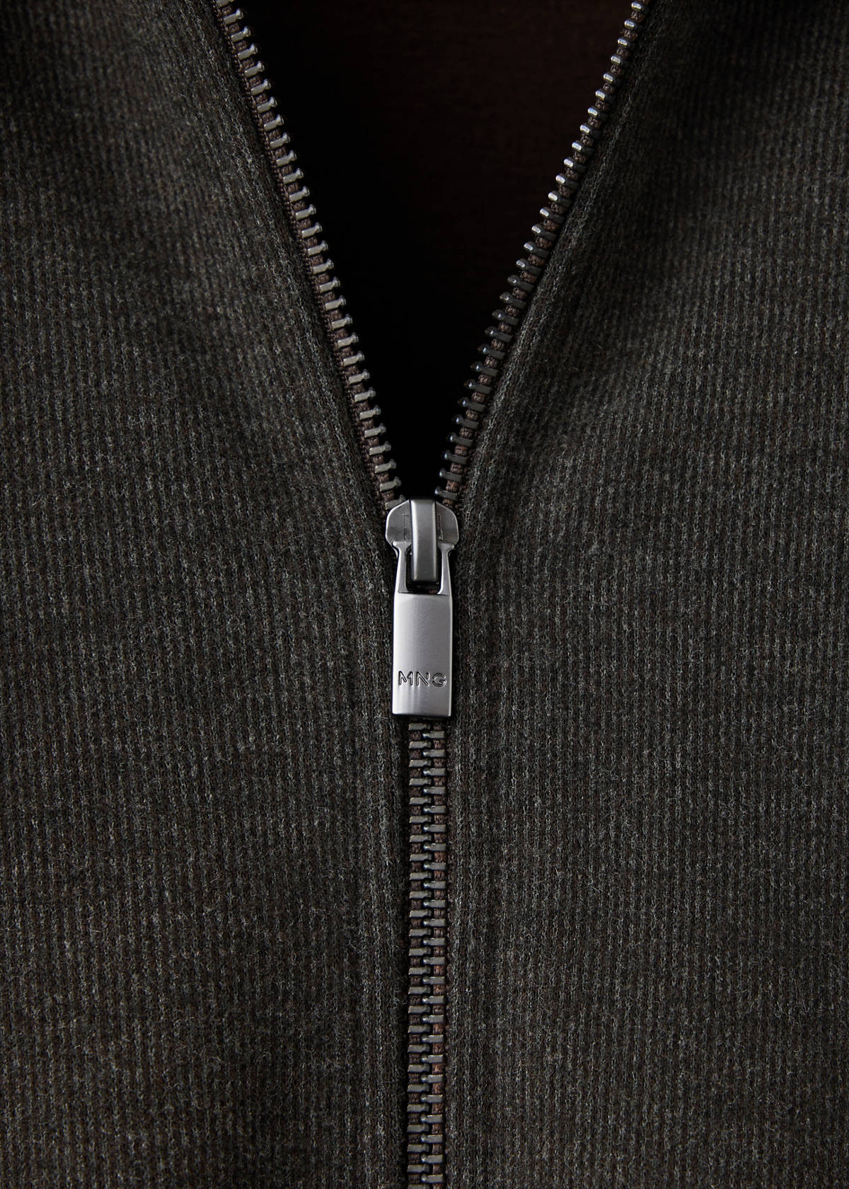 Zipped hoodie — Brown