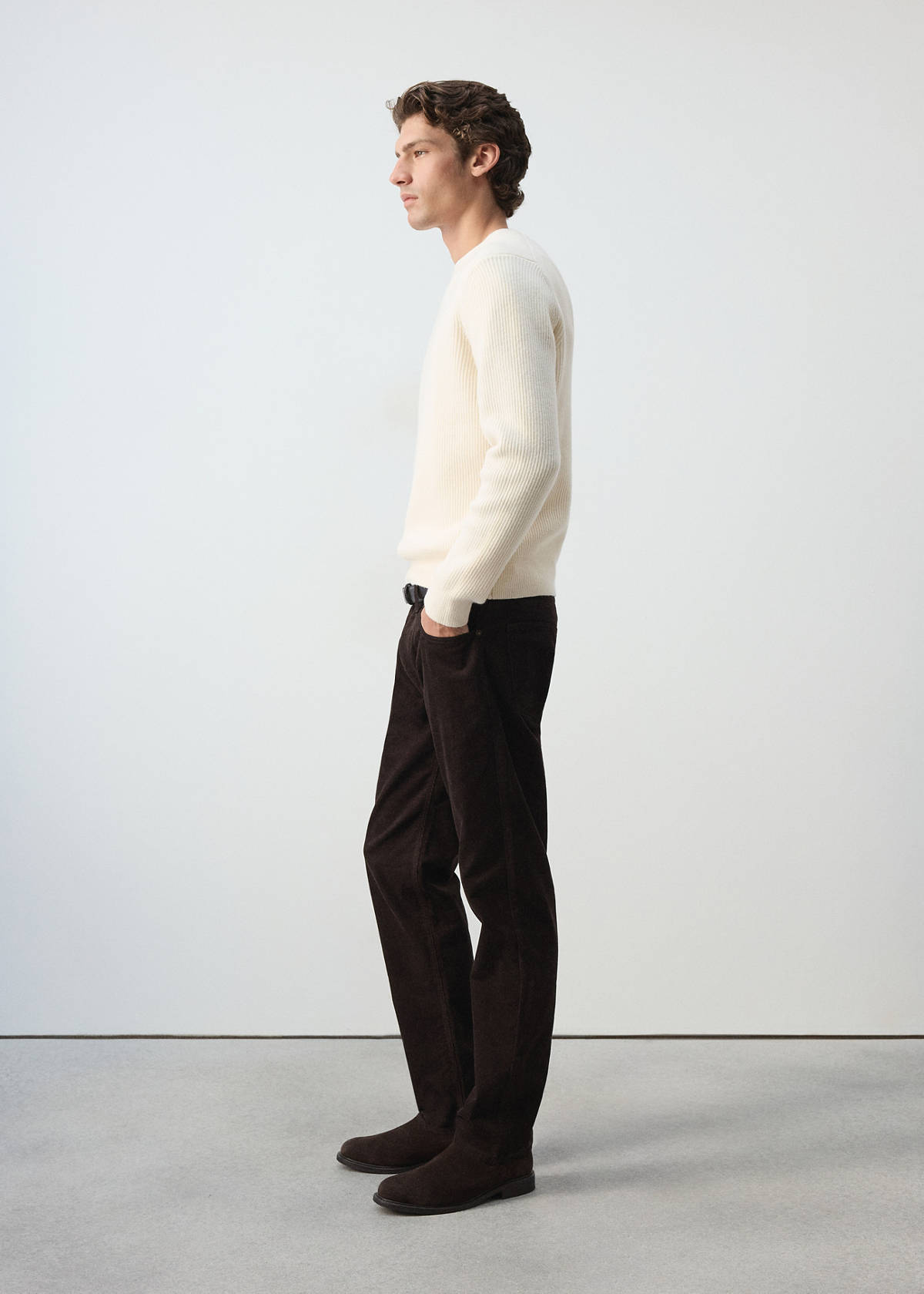 Corduroy regular-fit trousers — Chocolate