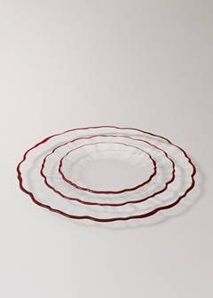 Wavy-edged glass plate — Red 4