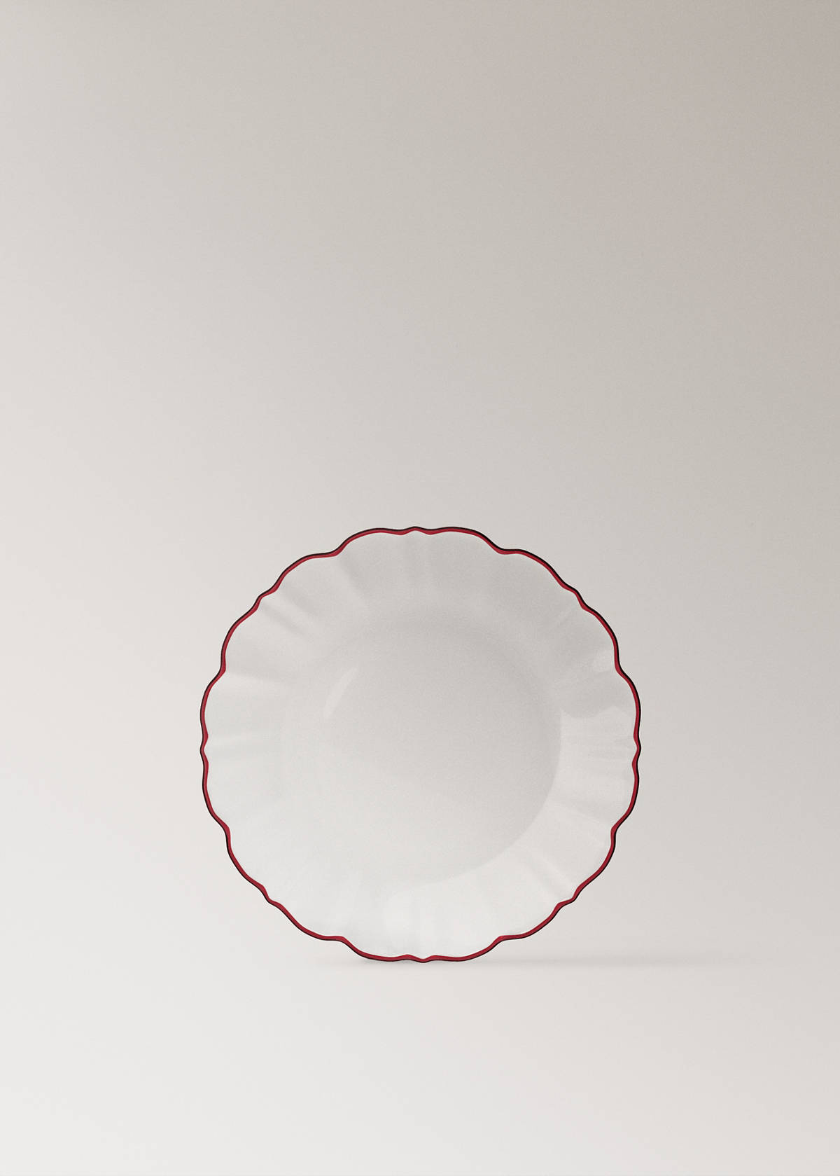 Wavy-edged glass plate — Red