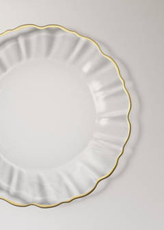 Wavy-edged glass plate — Gold 2