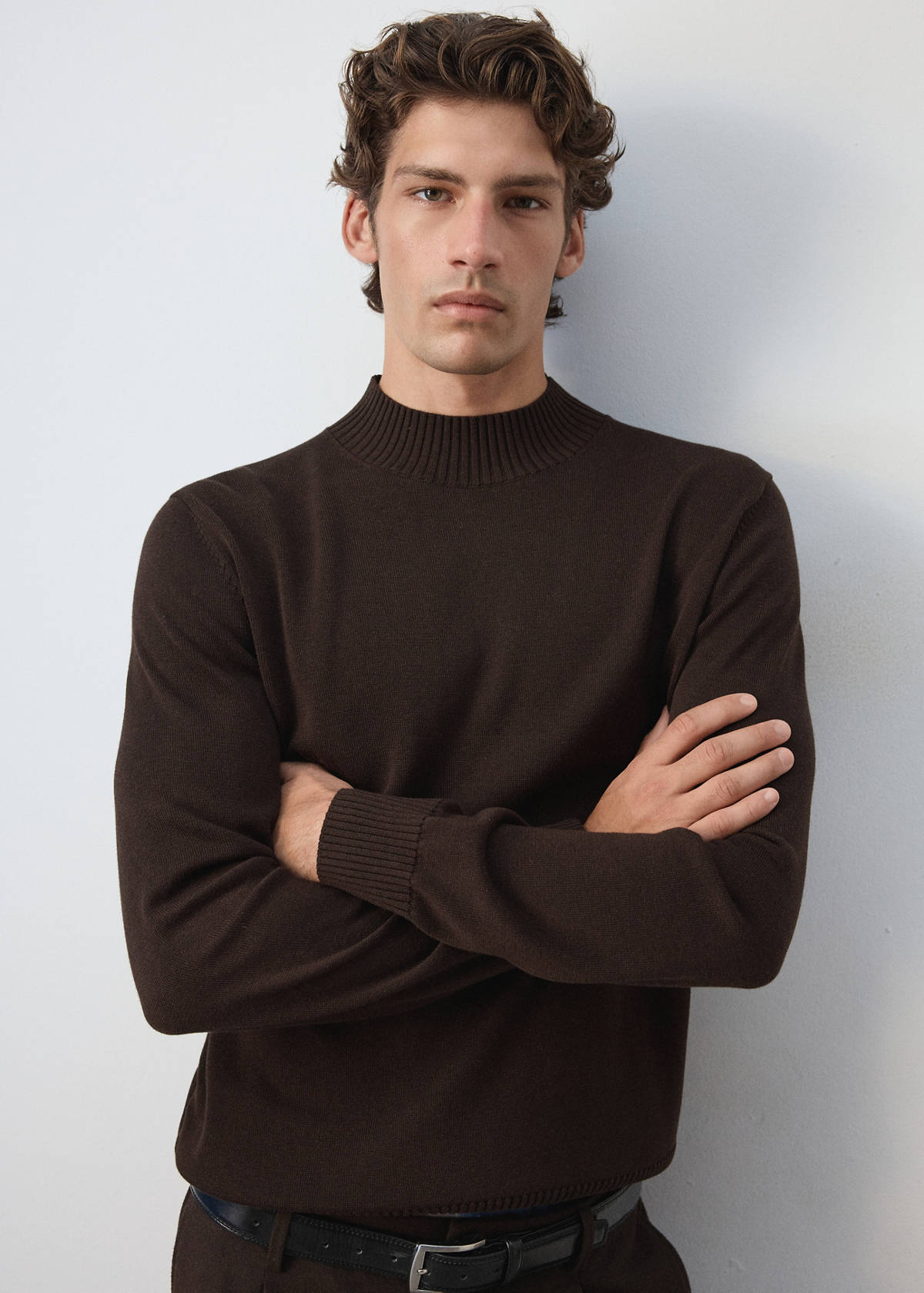Fine knit cotton blend sweater — Chocolate