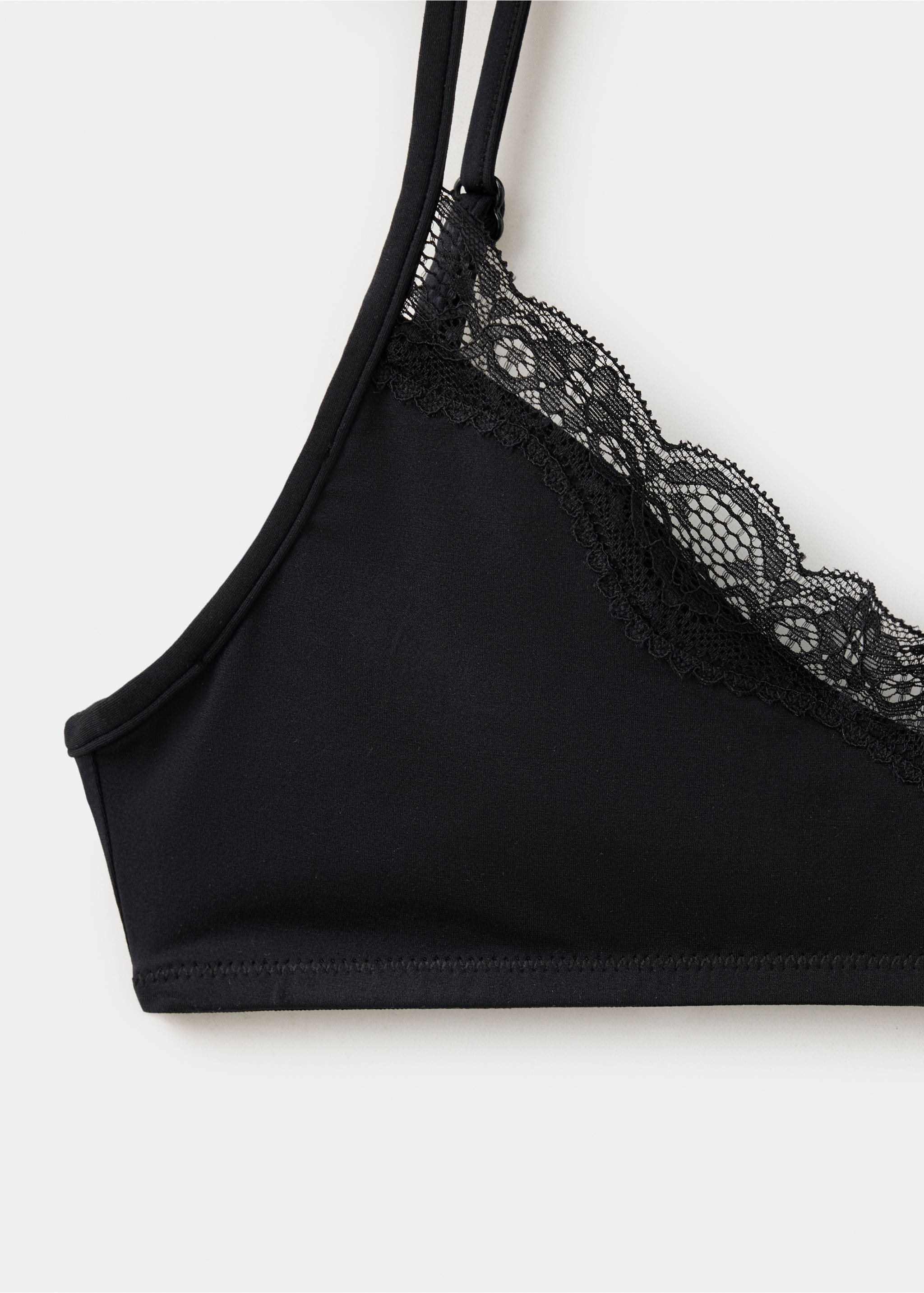 Close-up of a black bra featuring delicate lace trim., Black. Ref: 37037931-00.