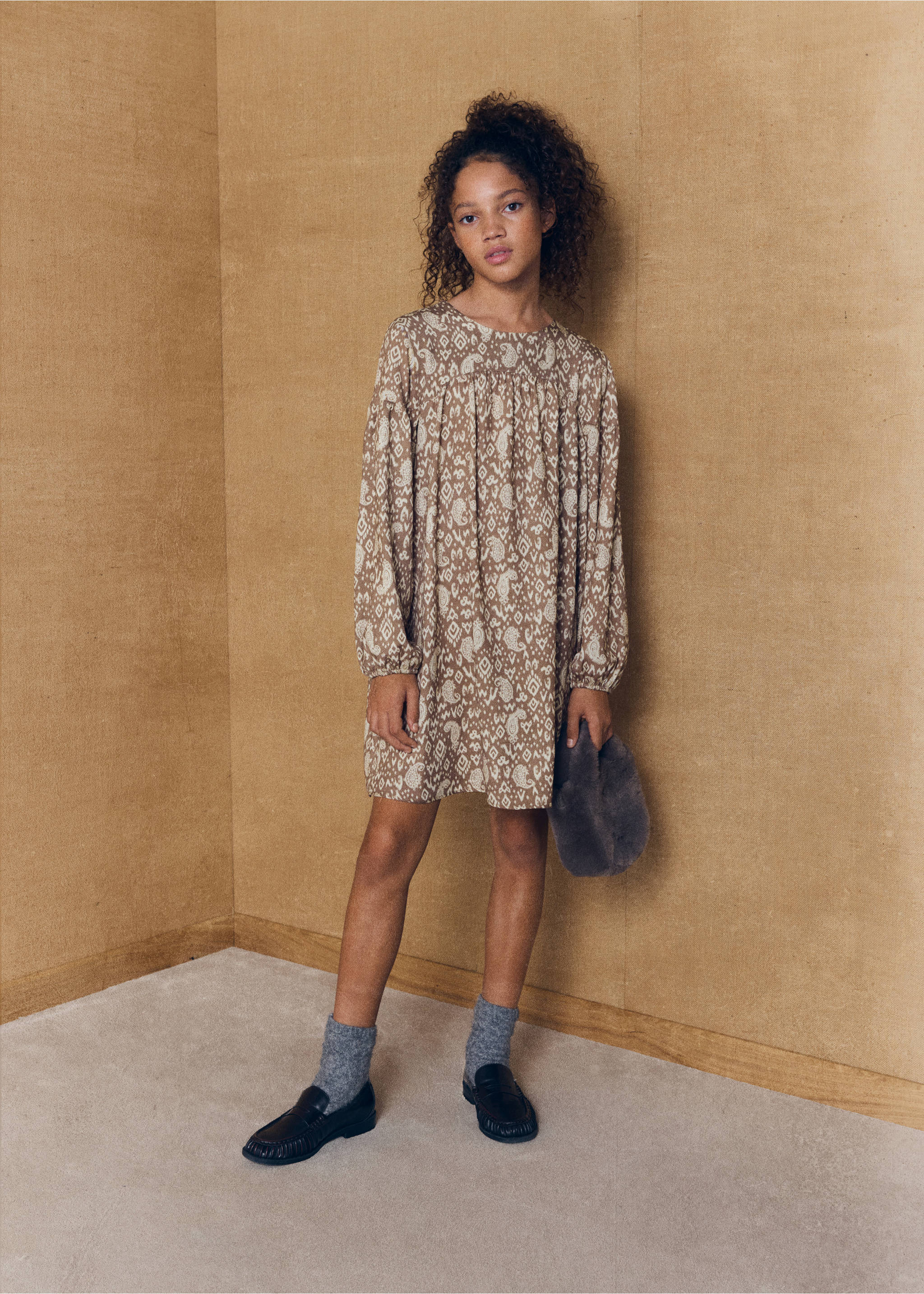Short paisley dress - Details of the article 5, Beige. Ref: 37037937-00.