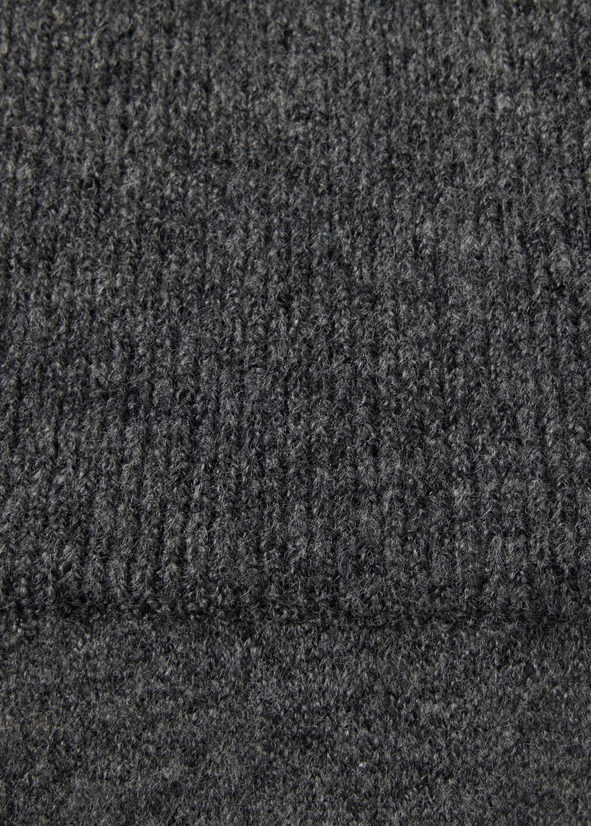 Open-back knitted dress - Details of the article 0