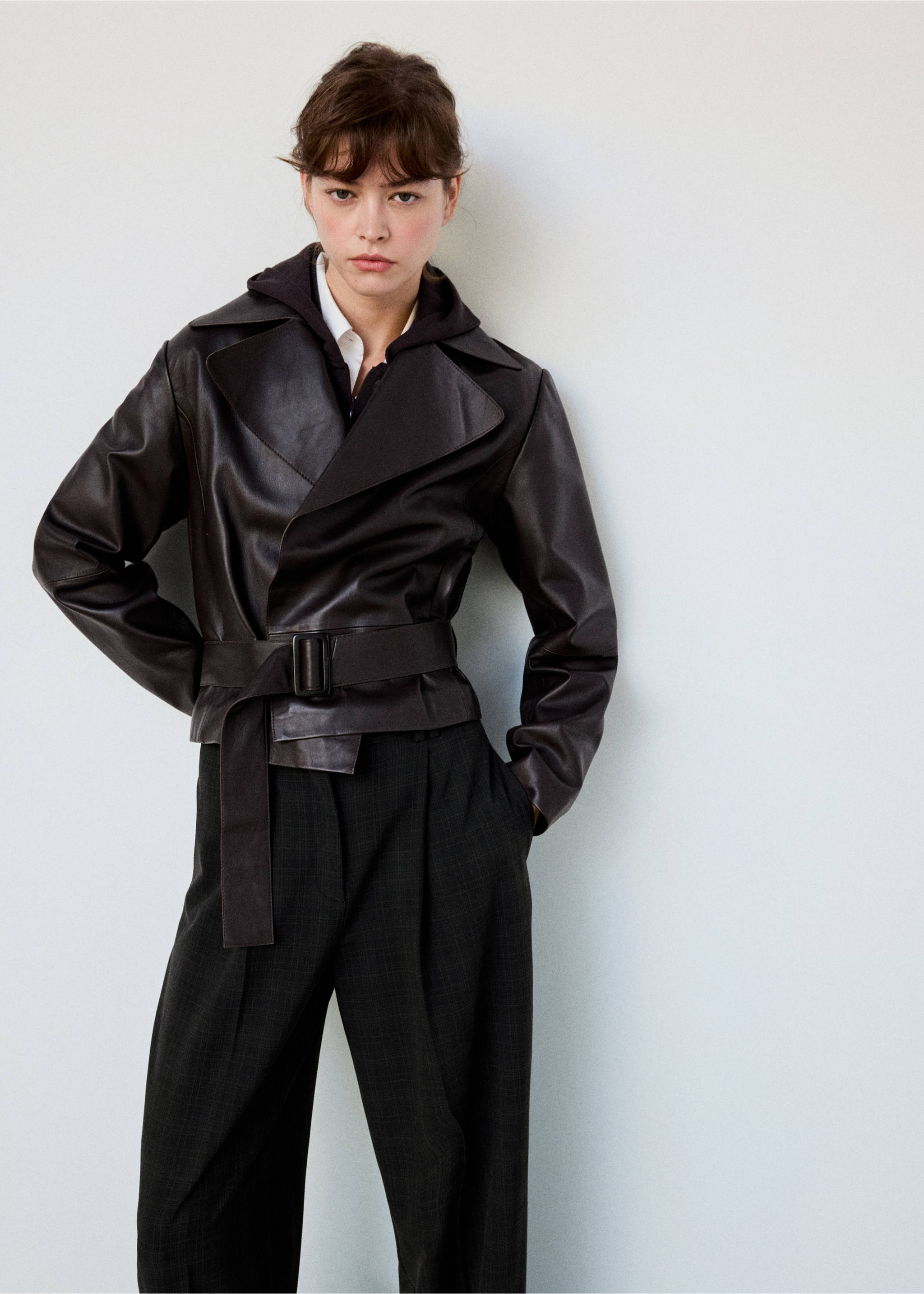 Check suit trousers - Details of the article 1, Brown. Ref: 37037943-01.