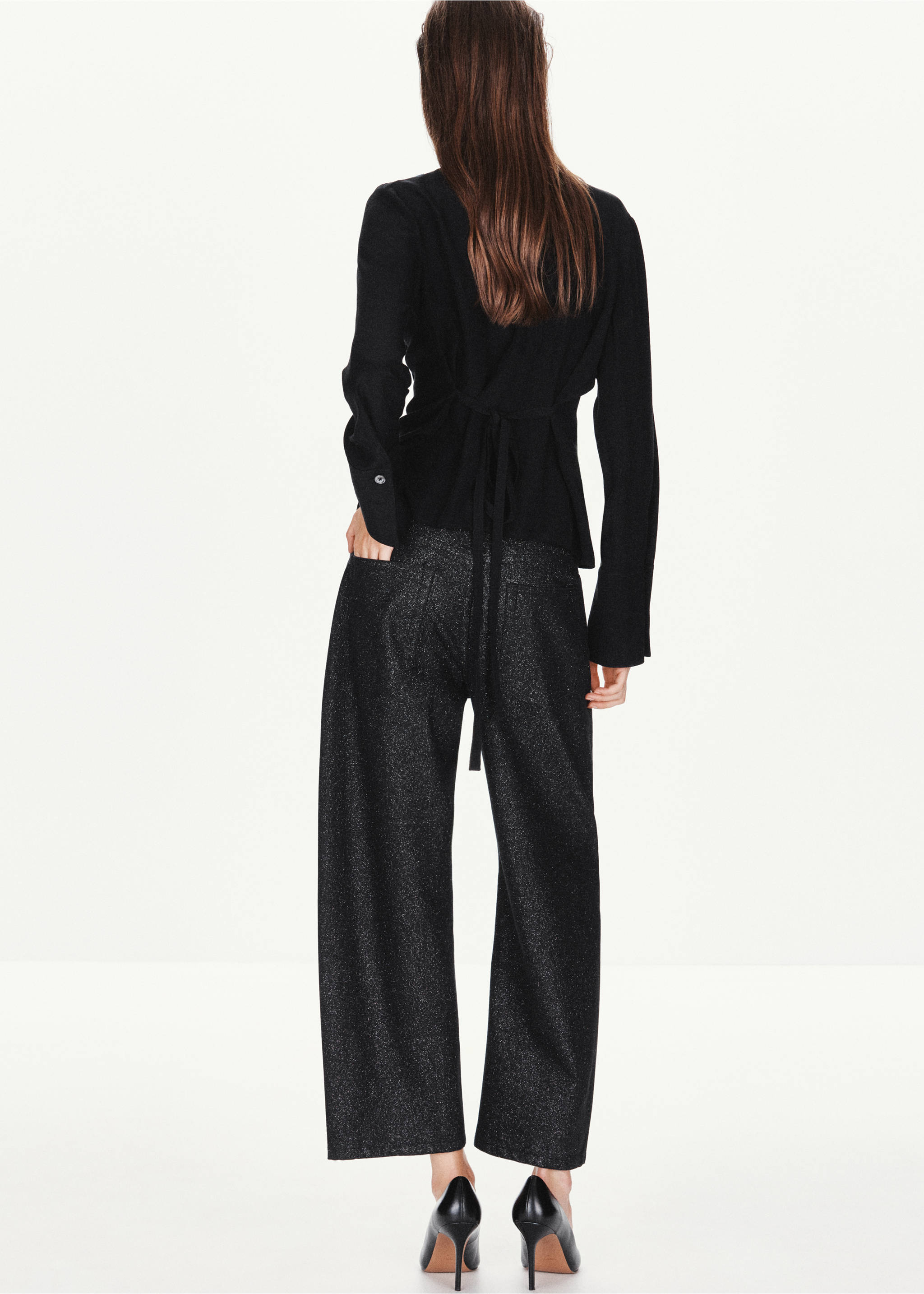 Balloon-Jeans mit Lurex - Rückseite des Artikels, Black denim. Ref: 37038288-00.