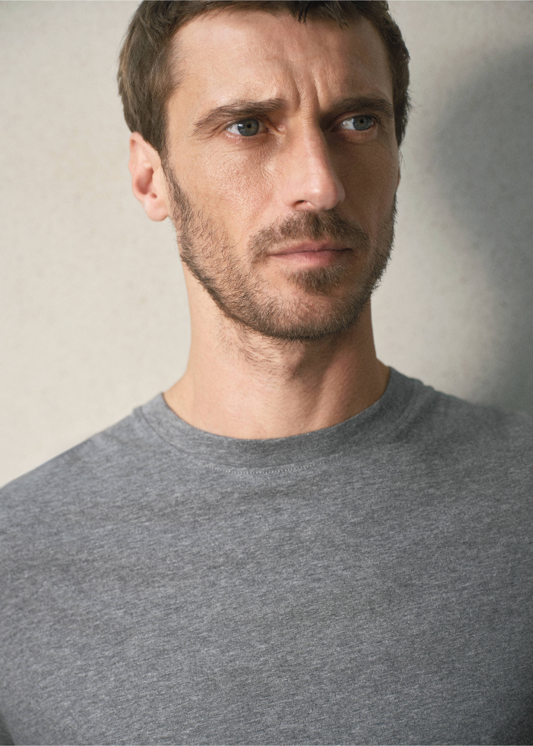 Regular fit cotton-cashmere blend T-shirt - Details of the article 1, Medium Heather Grey. Ref: 37038637-00.