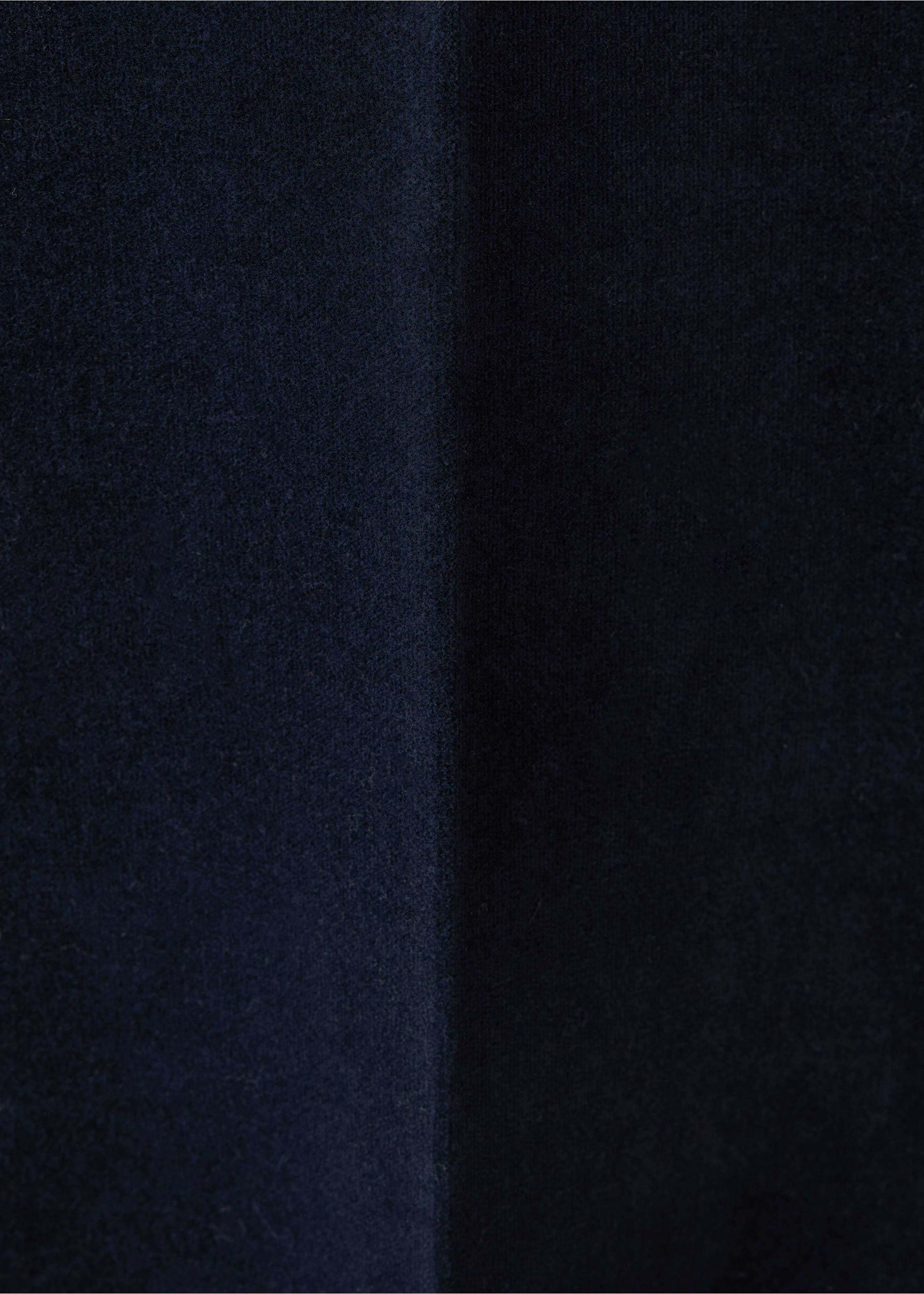 Close-up of dark blue denim fabric texture., Blue. Ref: 37039117-00.